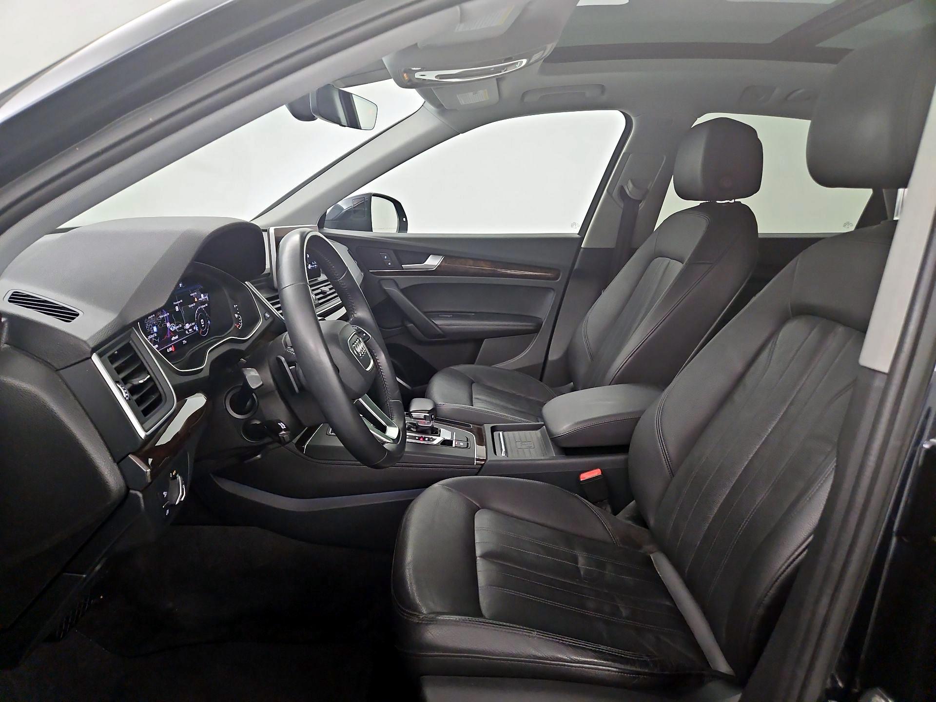 Thumbnail: 2019 Audi Q5 - 11