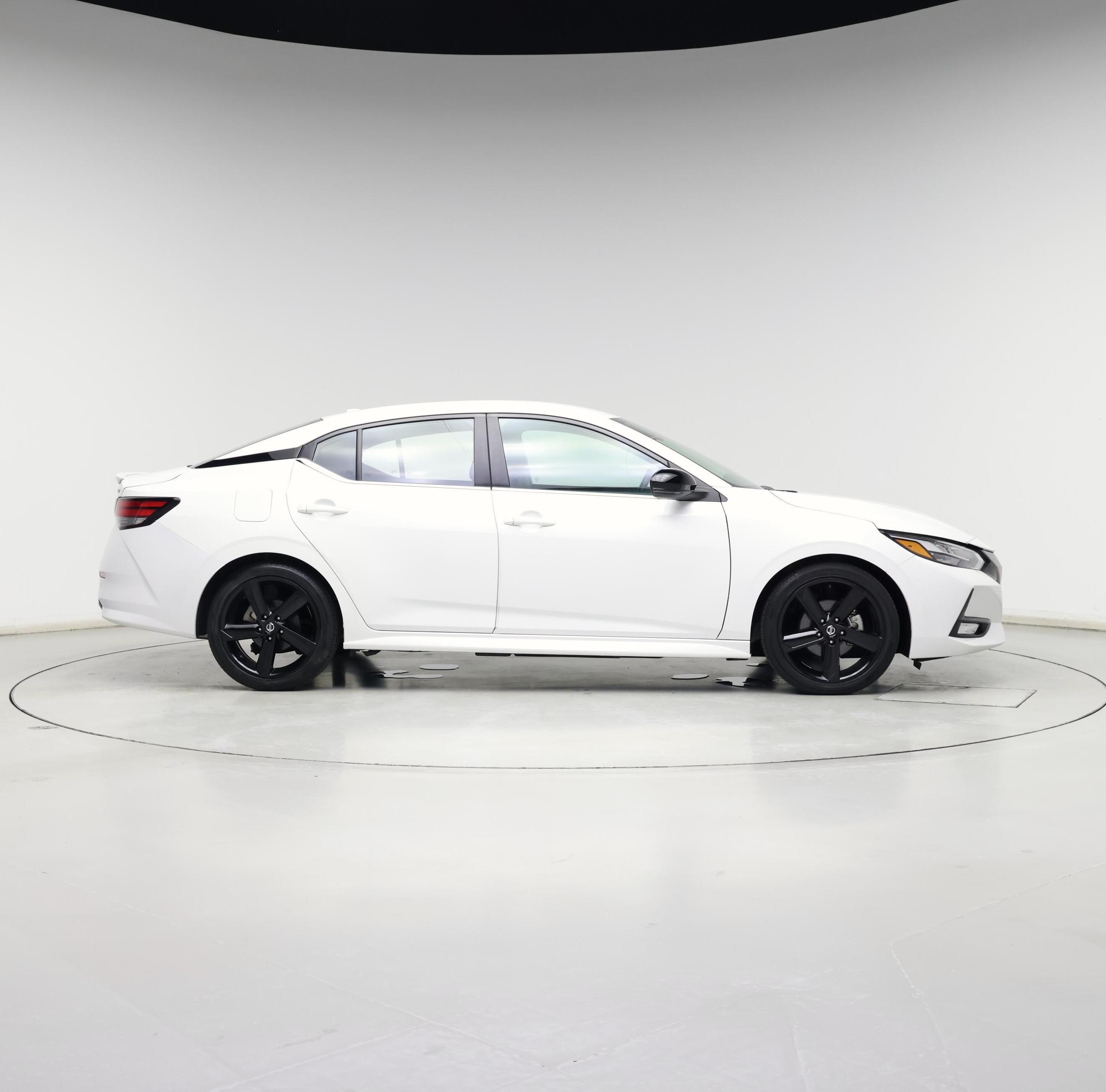 Thumbnail: 2023 Nissan Sentra - 7