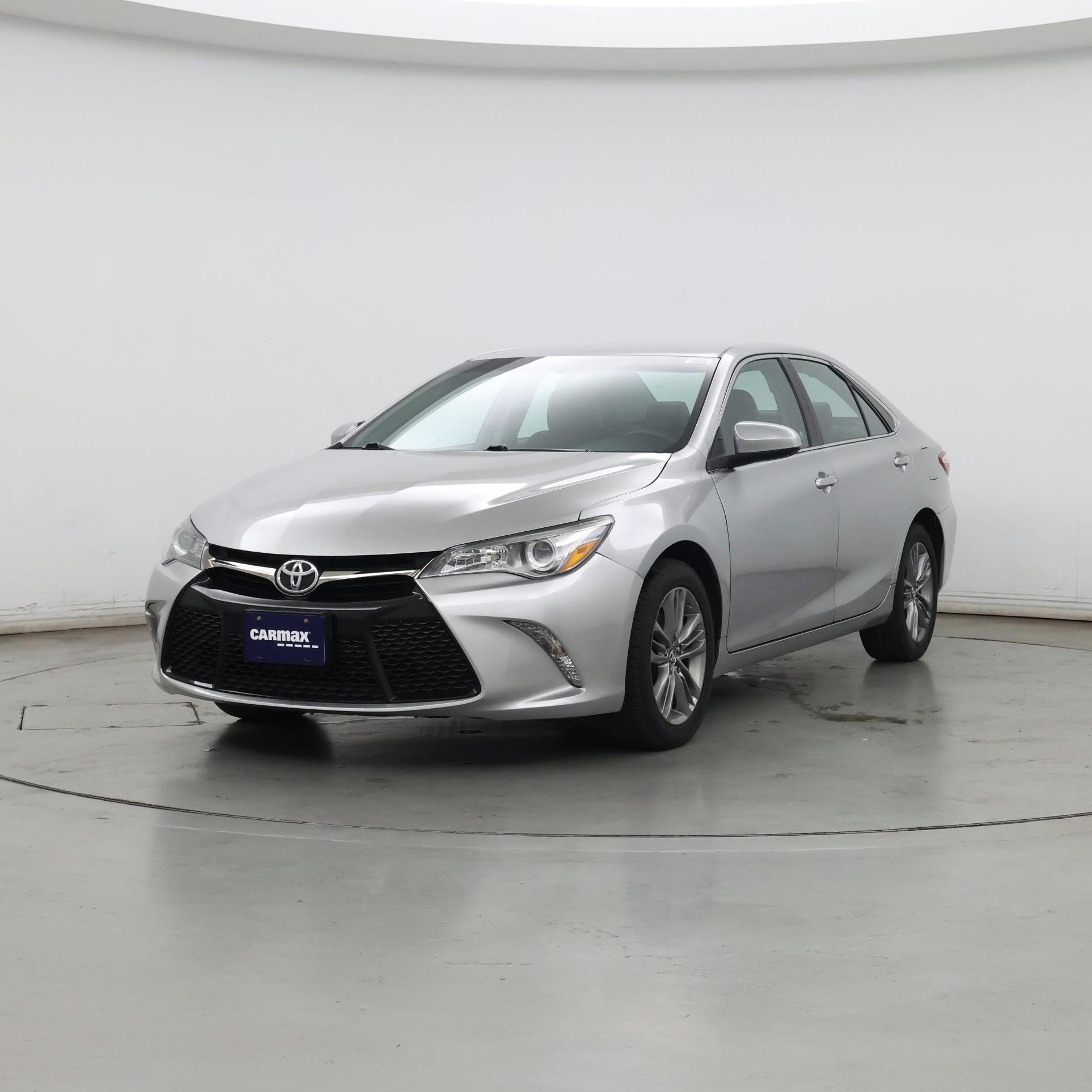 Thumbnail: 2017 Toyota Camry - 4