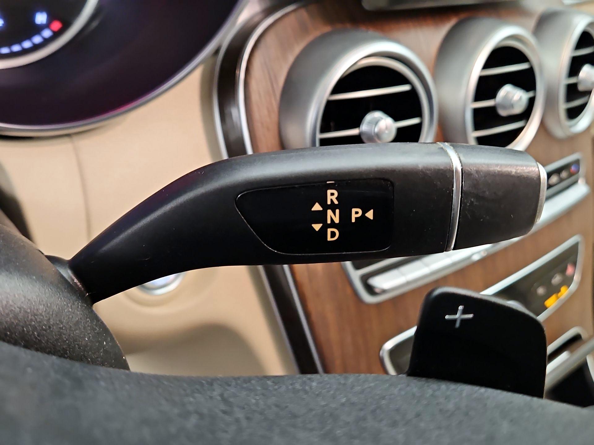 Thumbnail: 2019 Mercedes-Benz C-Class - 17