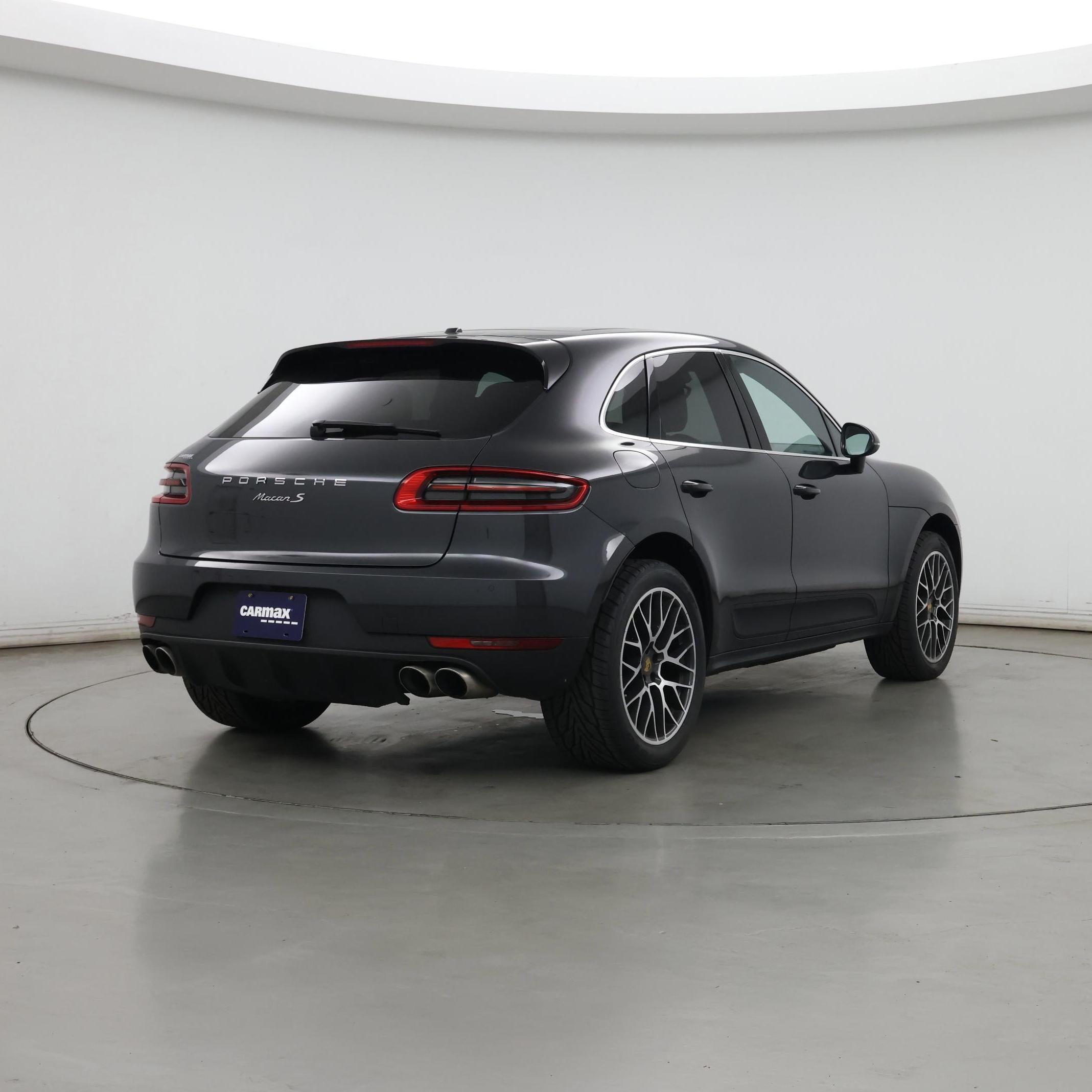Thumbnail: 2017 Porsche Macan - 8