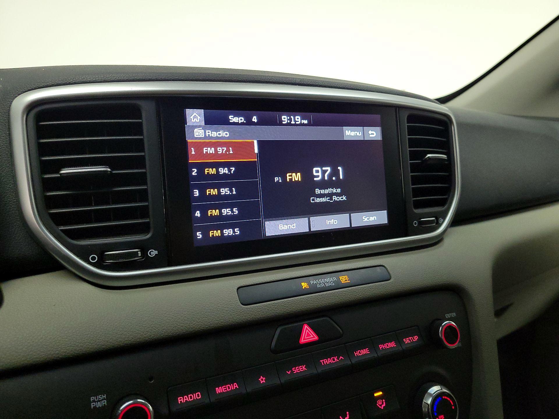 Thumbnail: 2021 Kia Sportage - 15
