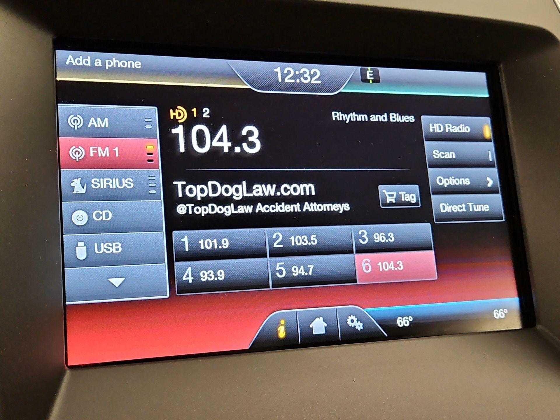 Thumbnail: 2015 Ford Edge - 16