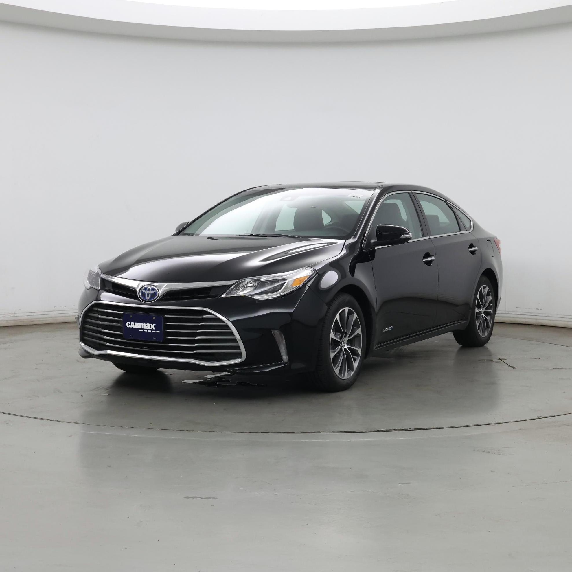 Thumbnail: 2018 Toyota Avalon - 4
