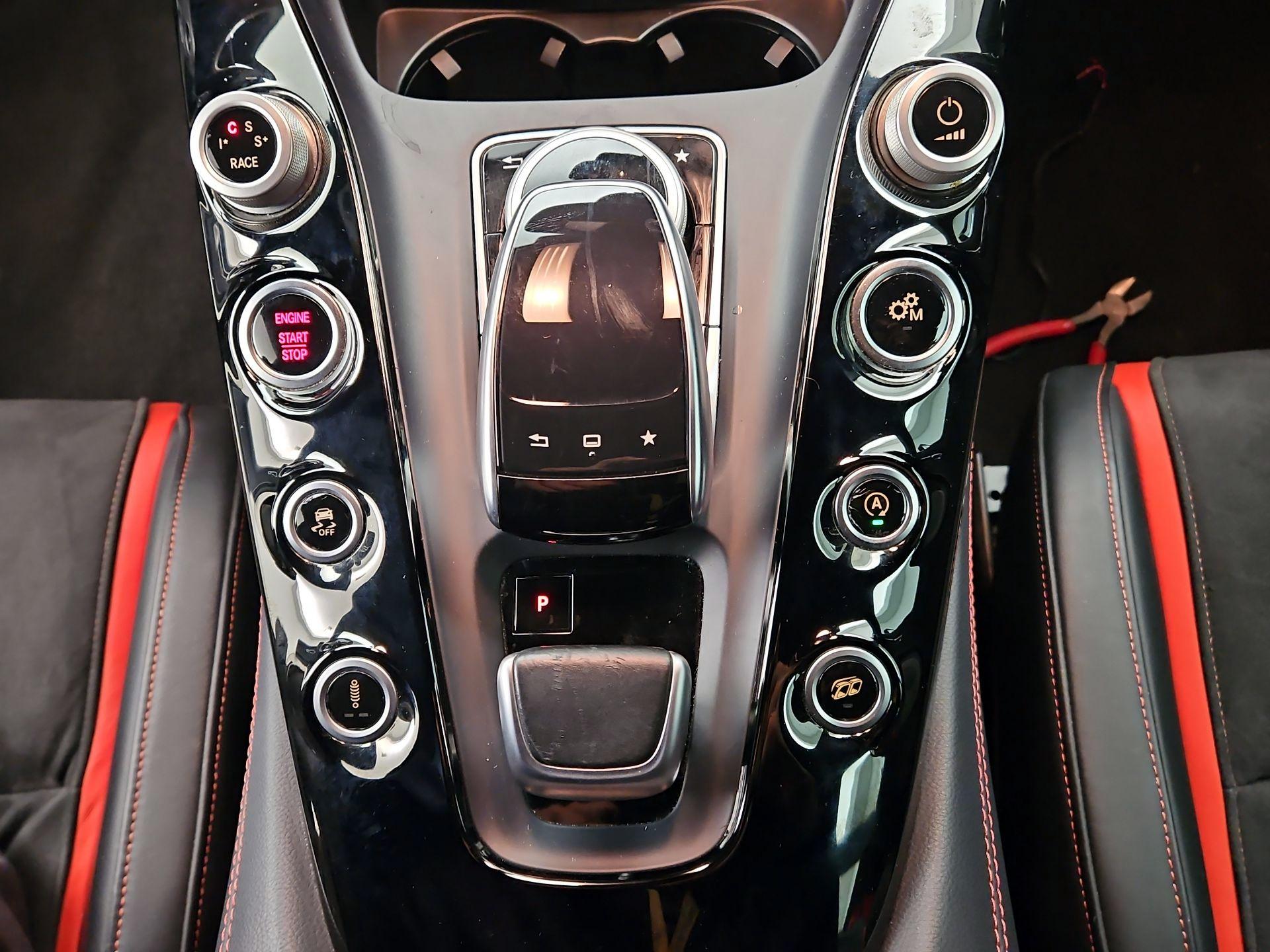 Thumbnail: 2016 Mercedes-Benz AMG GT - 18