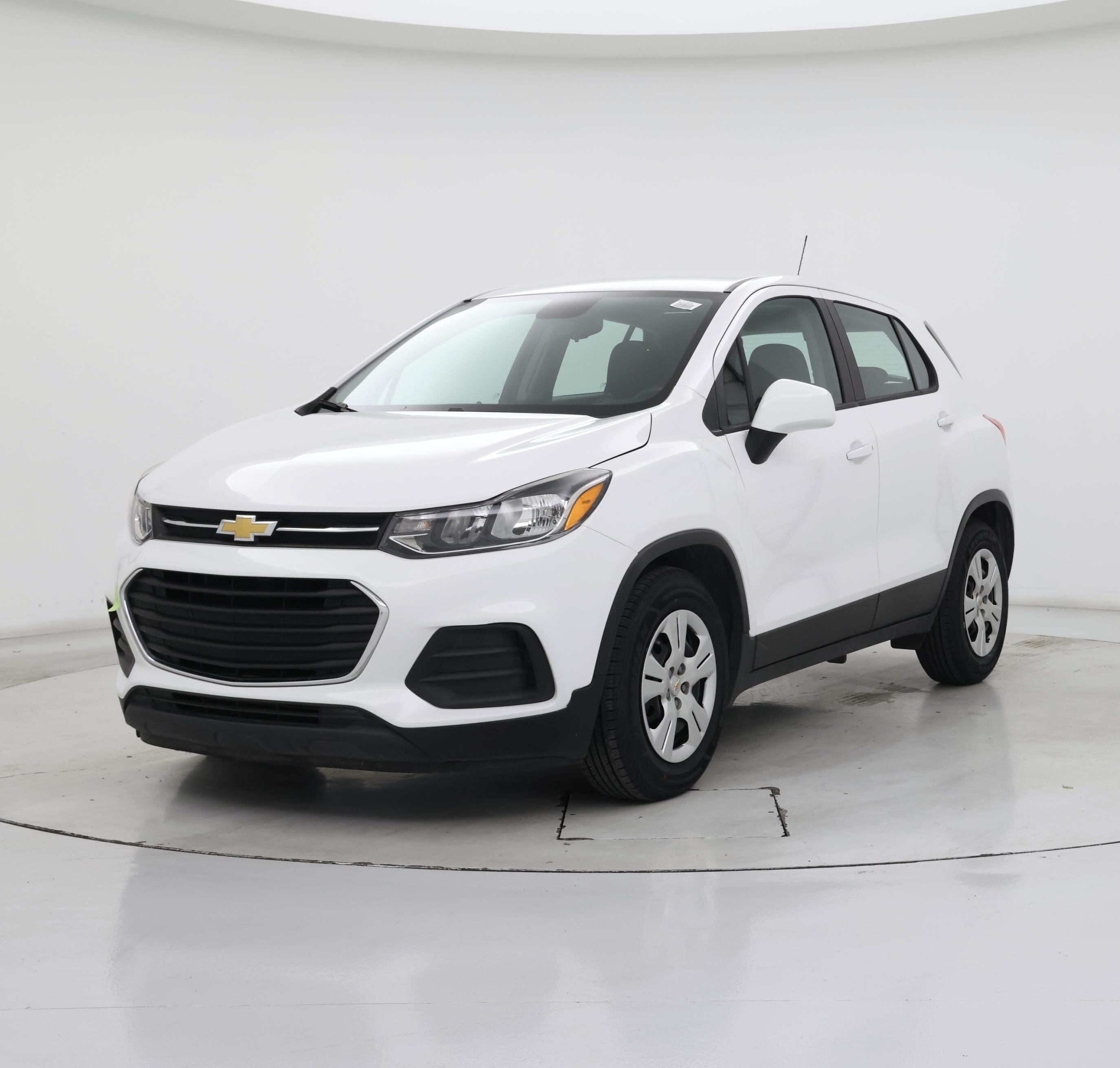 Thumbnail: 2017 Chevrolet Trax - 4