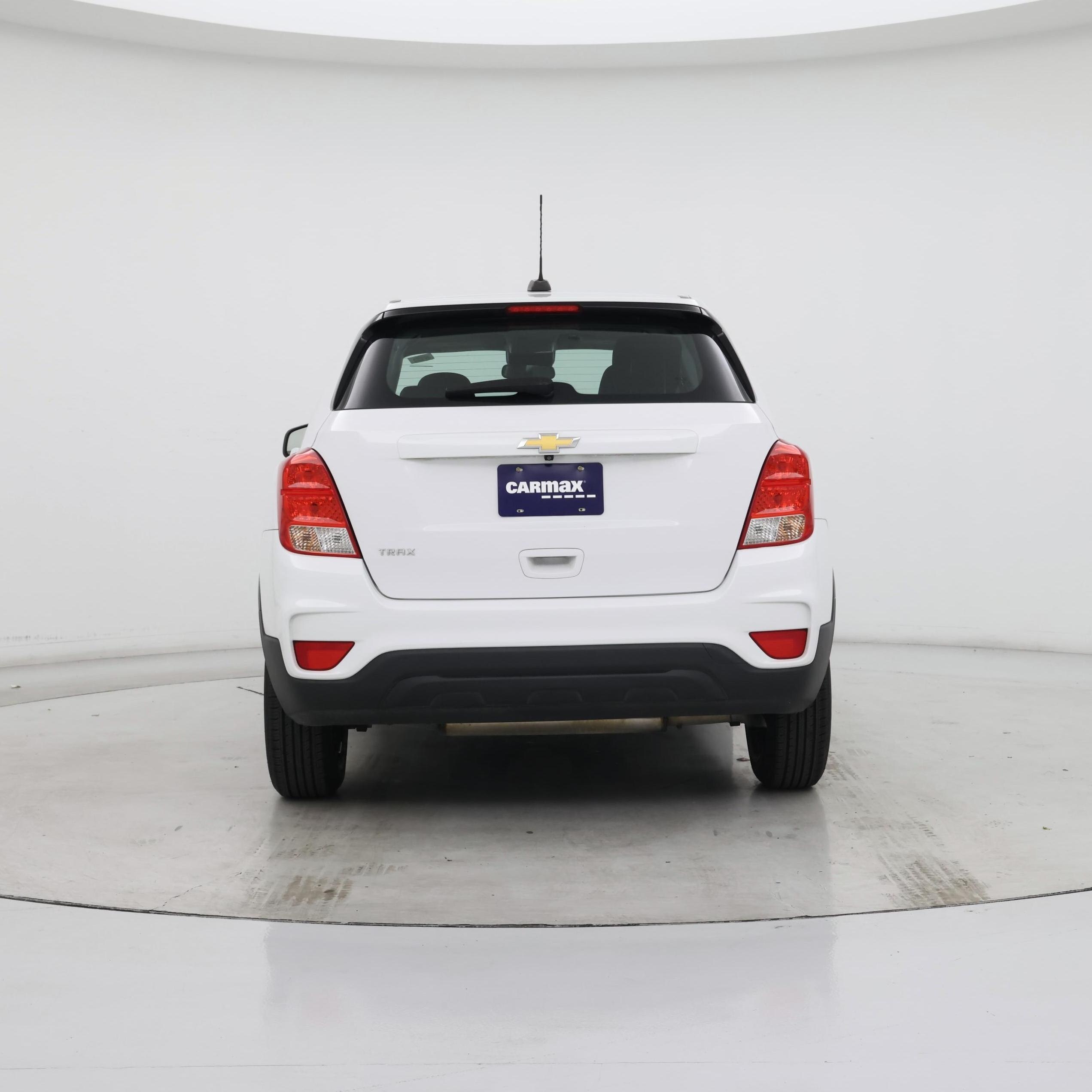 Thumbnail: 2017 Chevrolet Trax - 6
