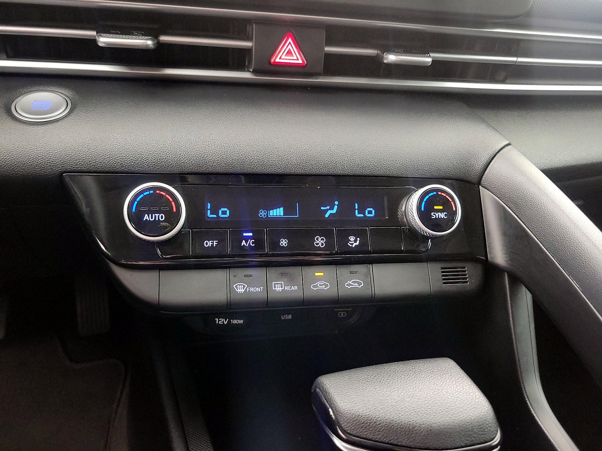 Thumbnail: 2022 Hyundai Elantra - 16