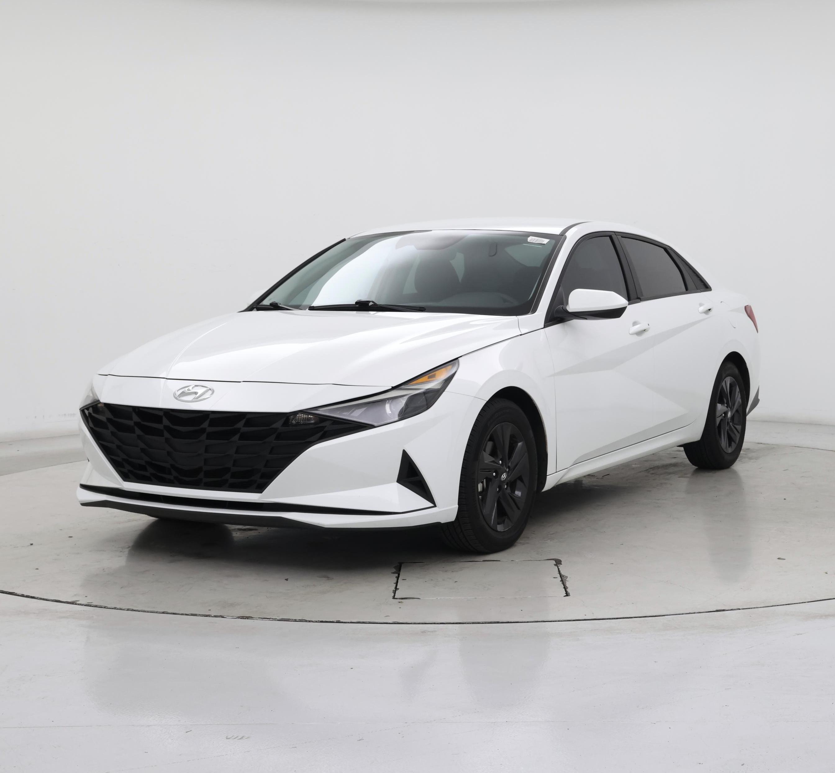 Thumbnail: 2022 Hyundai Elantra - 4
