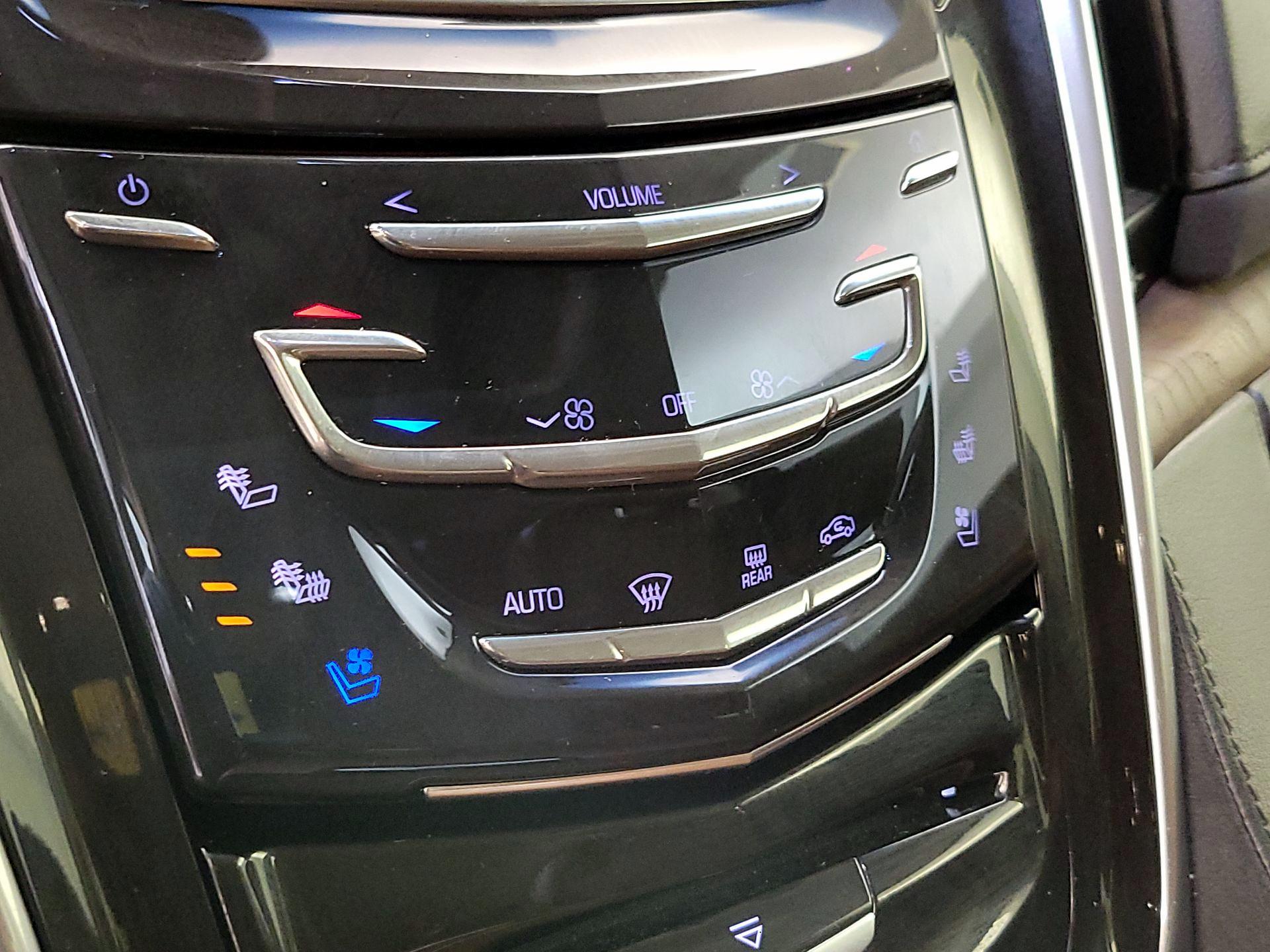 Thumbnail: 2019 Cadillac Escalade - 16