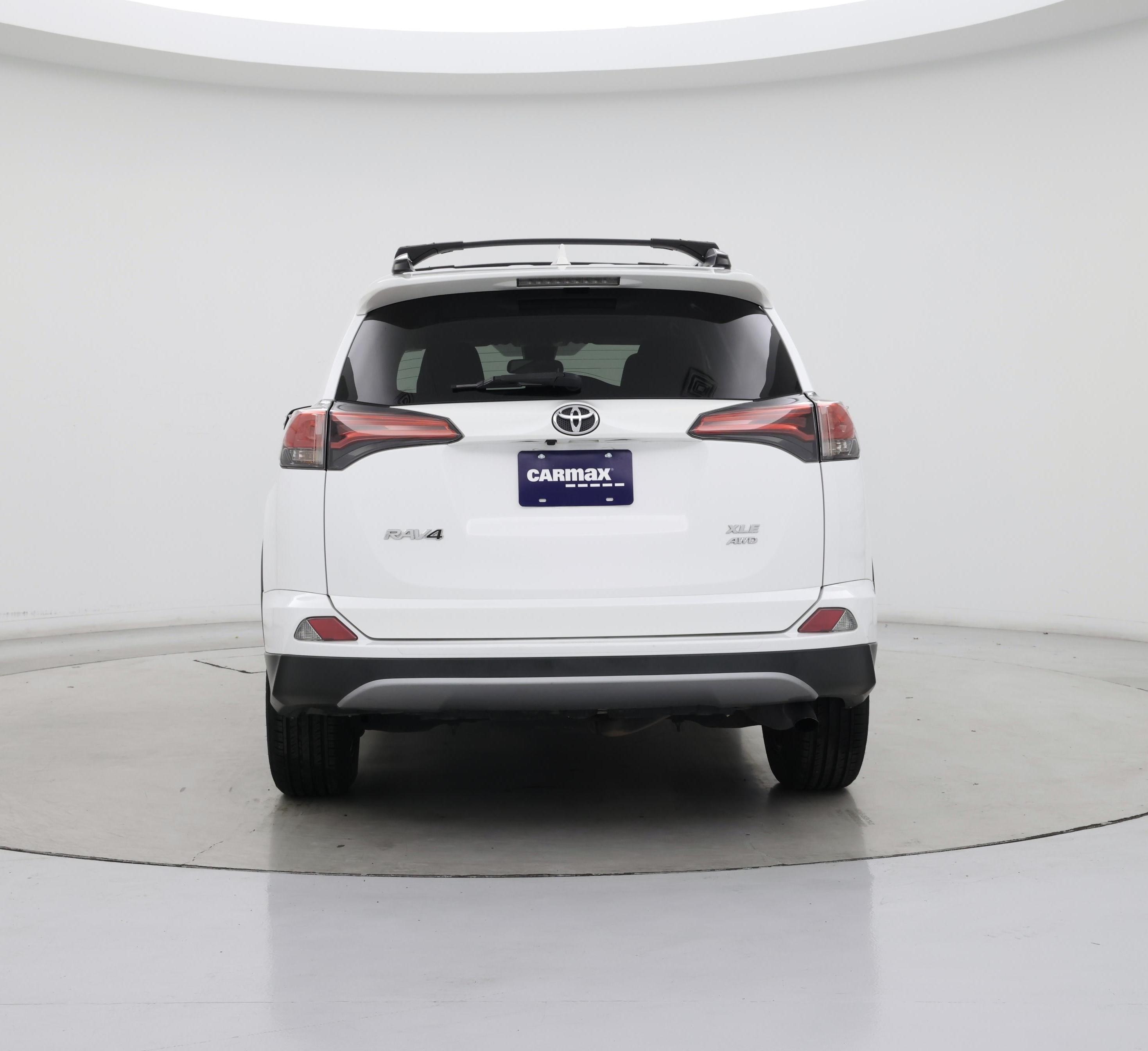 Thumbnail: 2018 Toyota RAV4 - 6