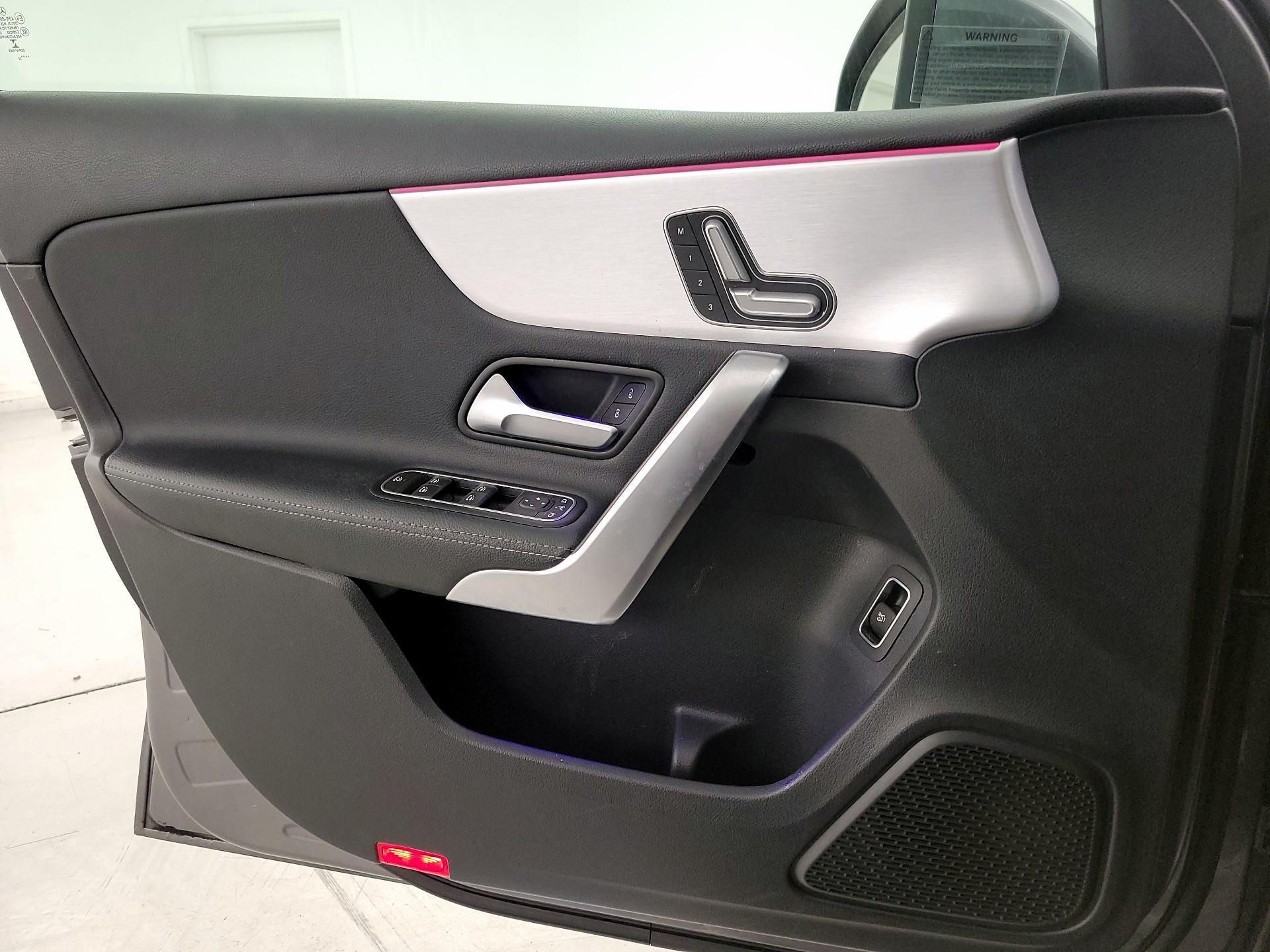 Thumbnail: 2020 Mercedes-Benz A-Class - 12