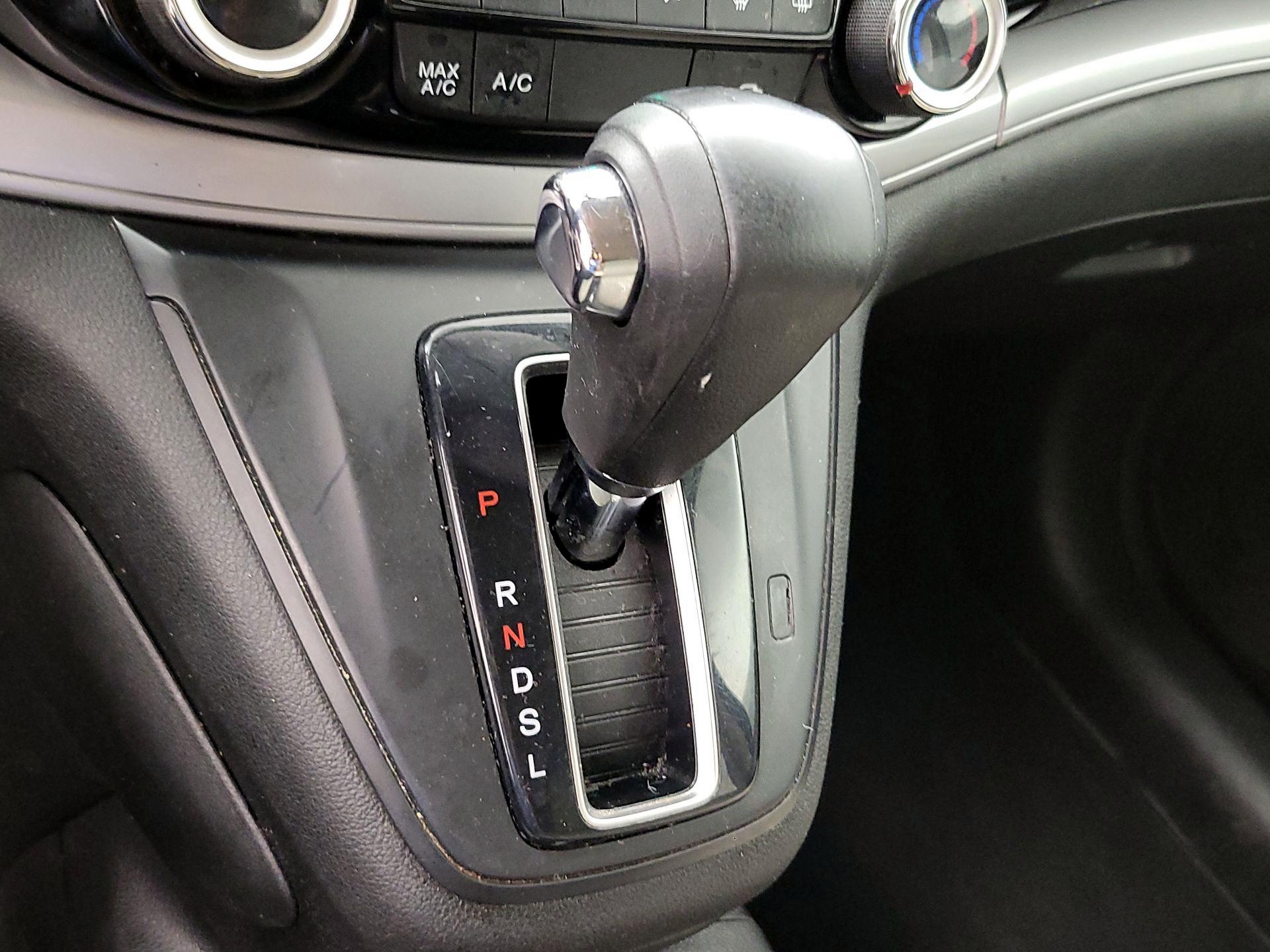 Thumbnail: 2015 Honda CR-V - 17