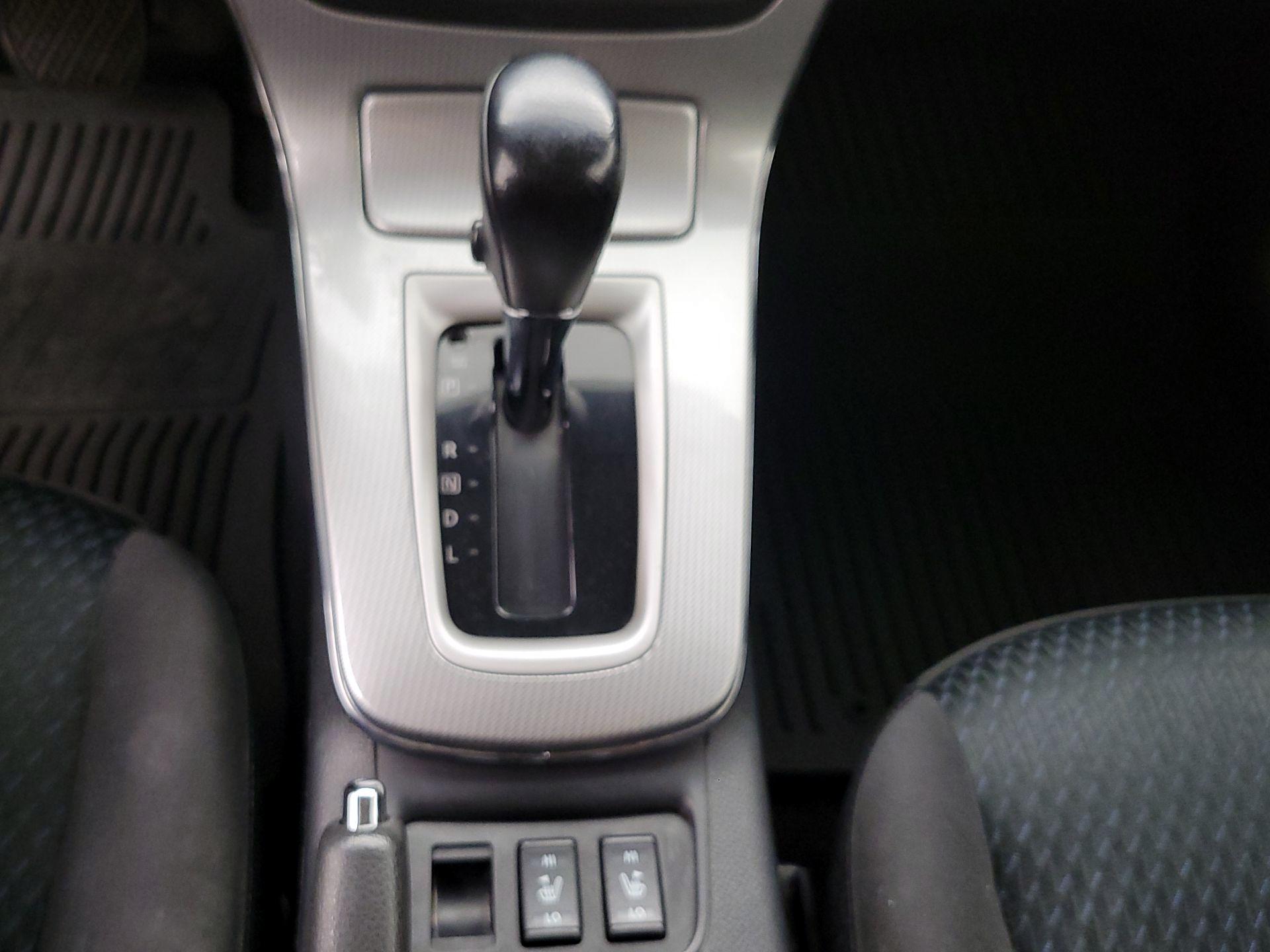 Thumbnail: 2015 Nissan Sentra - 17