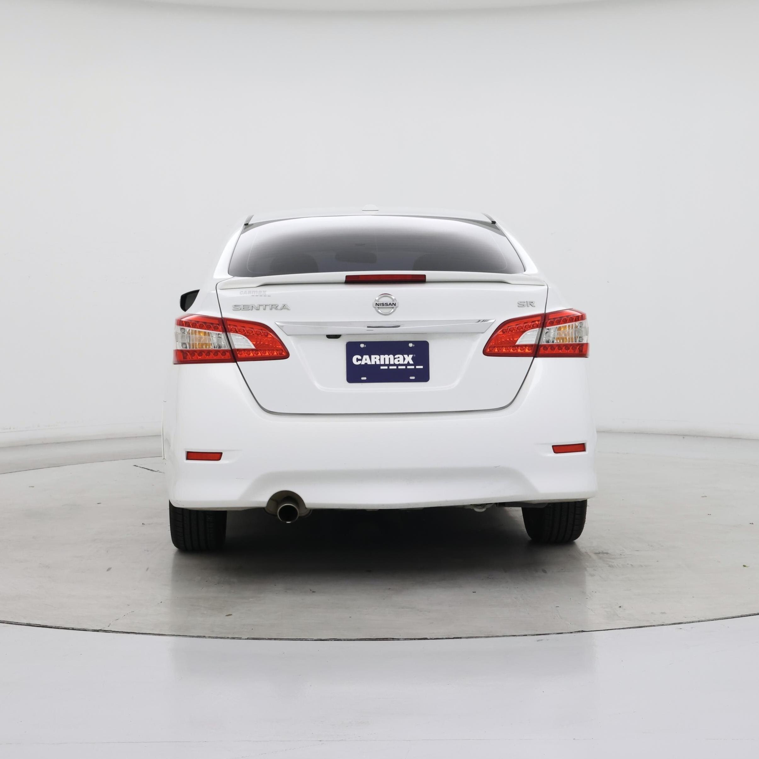 Thumbnail: 2015 Nissan Sentra - 6