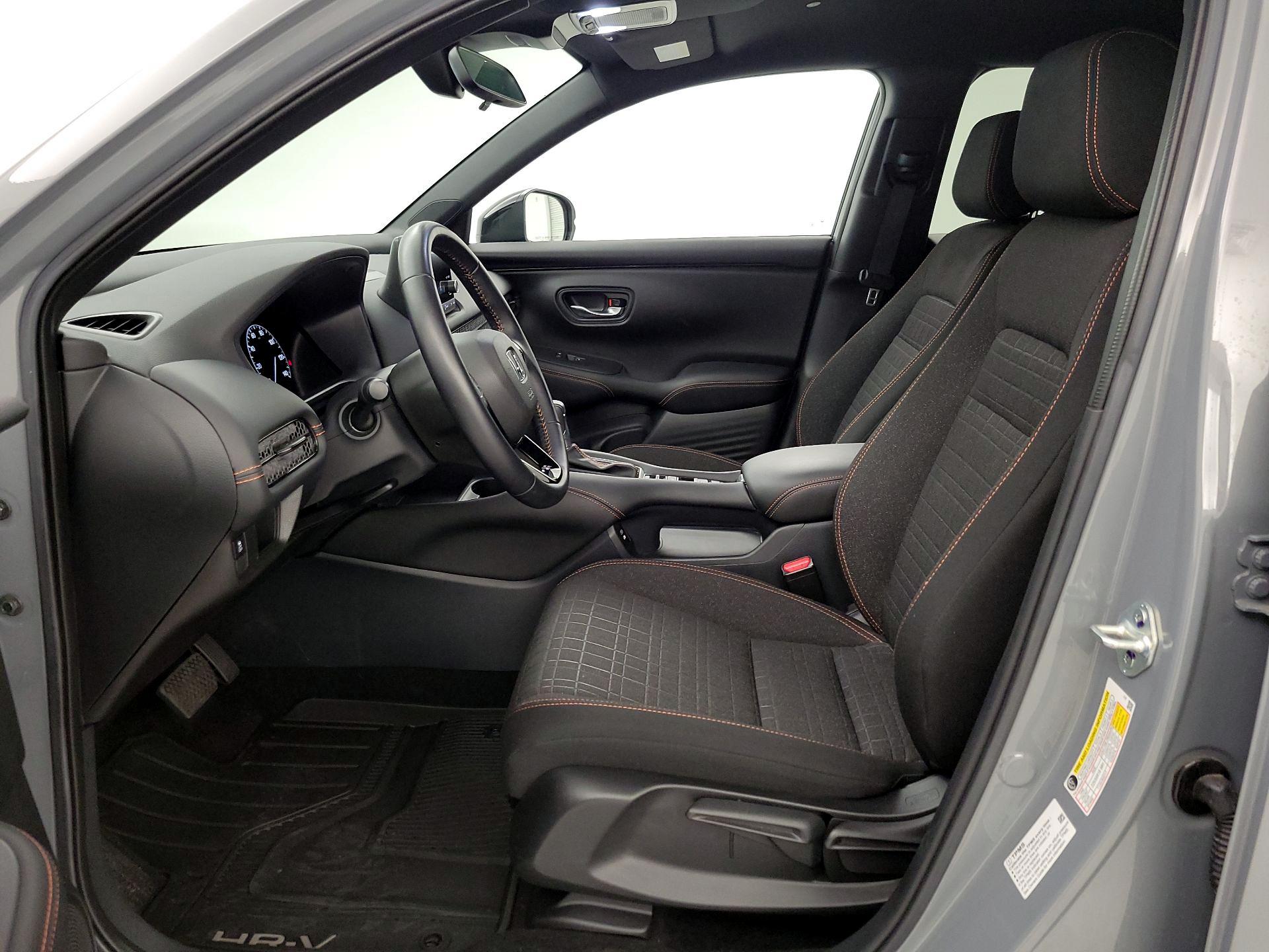Thumbnail: 2025 Honda HR-V - 11
