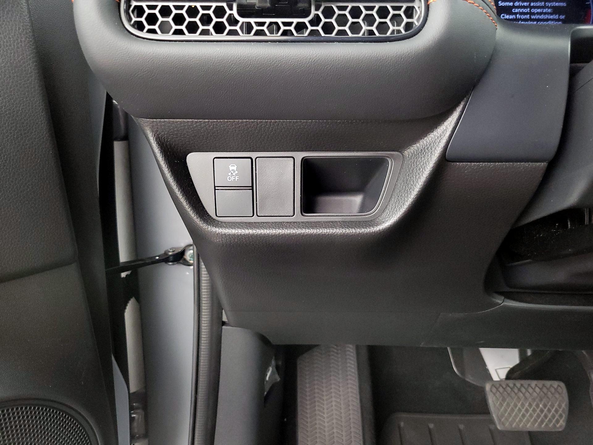 Thumbnail: 2025 Honda HR-V - 13