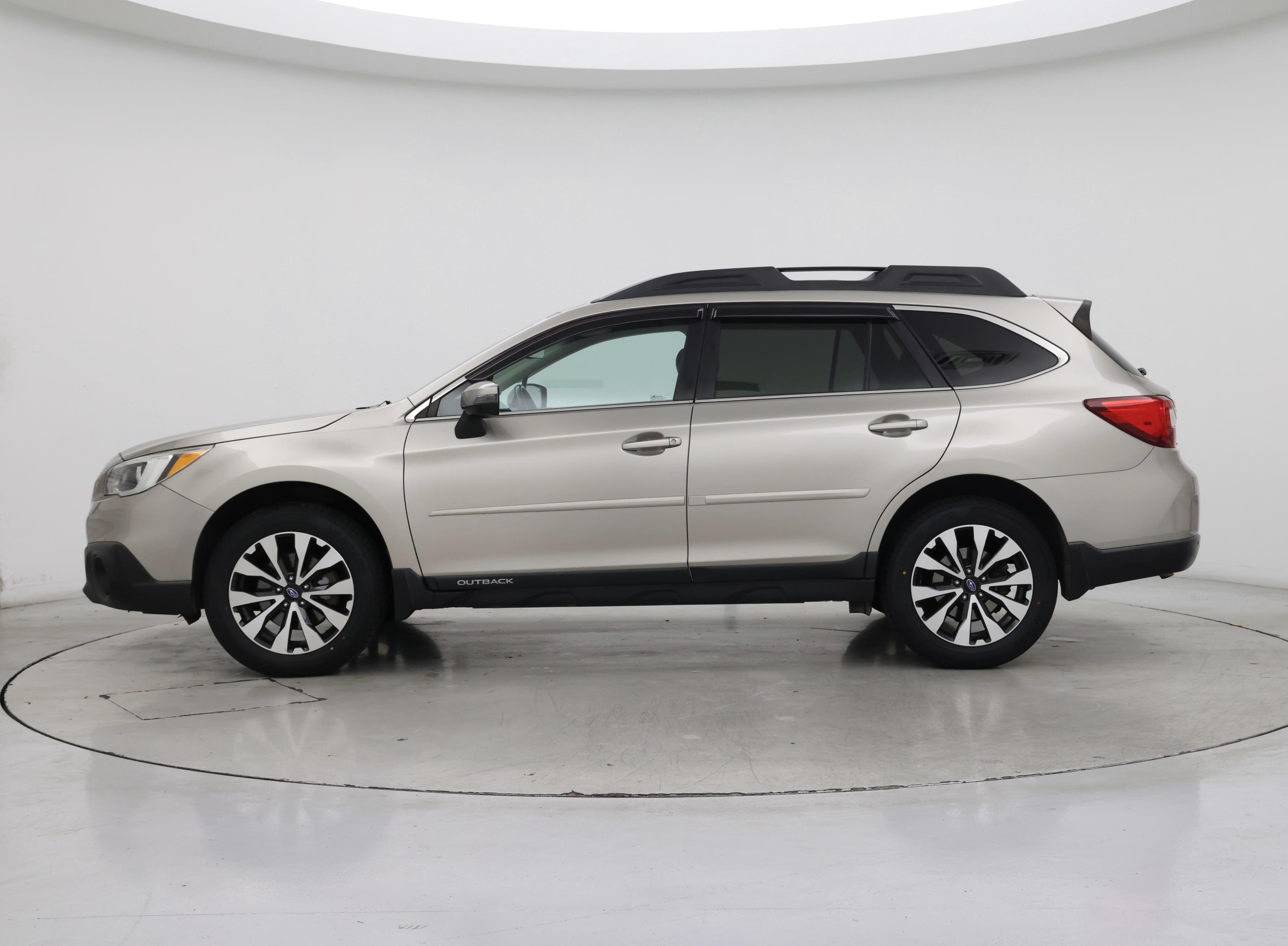 Thumbnail: 2017 Subaru Outback - 3