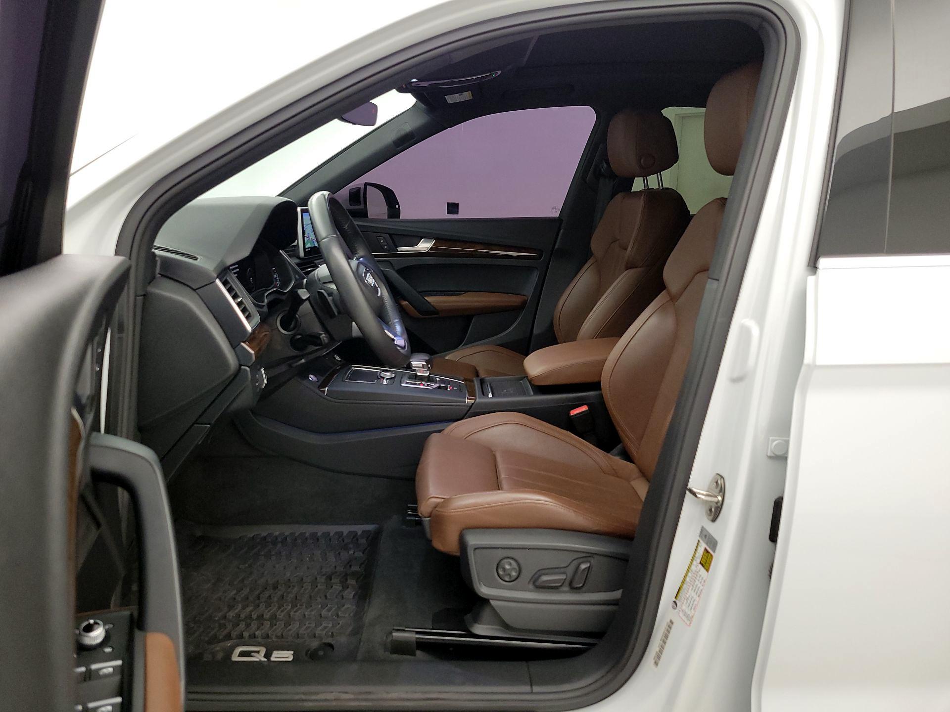 Thumbnail: 2019 Audi Q5 - 11