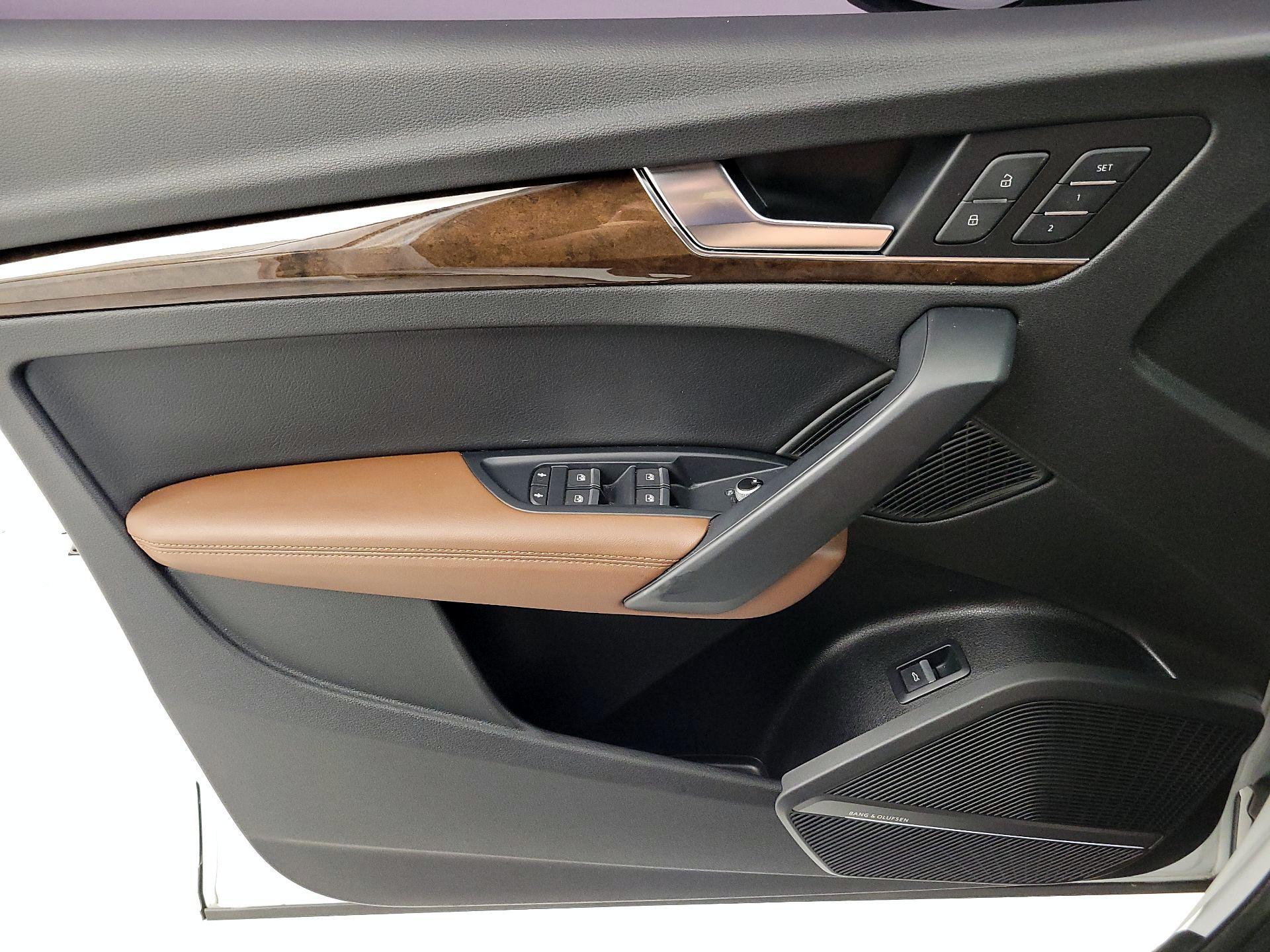 Thumbnail: 2019 Audi Q5 - 12