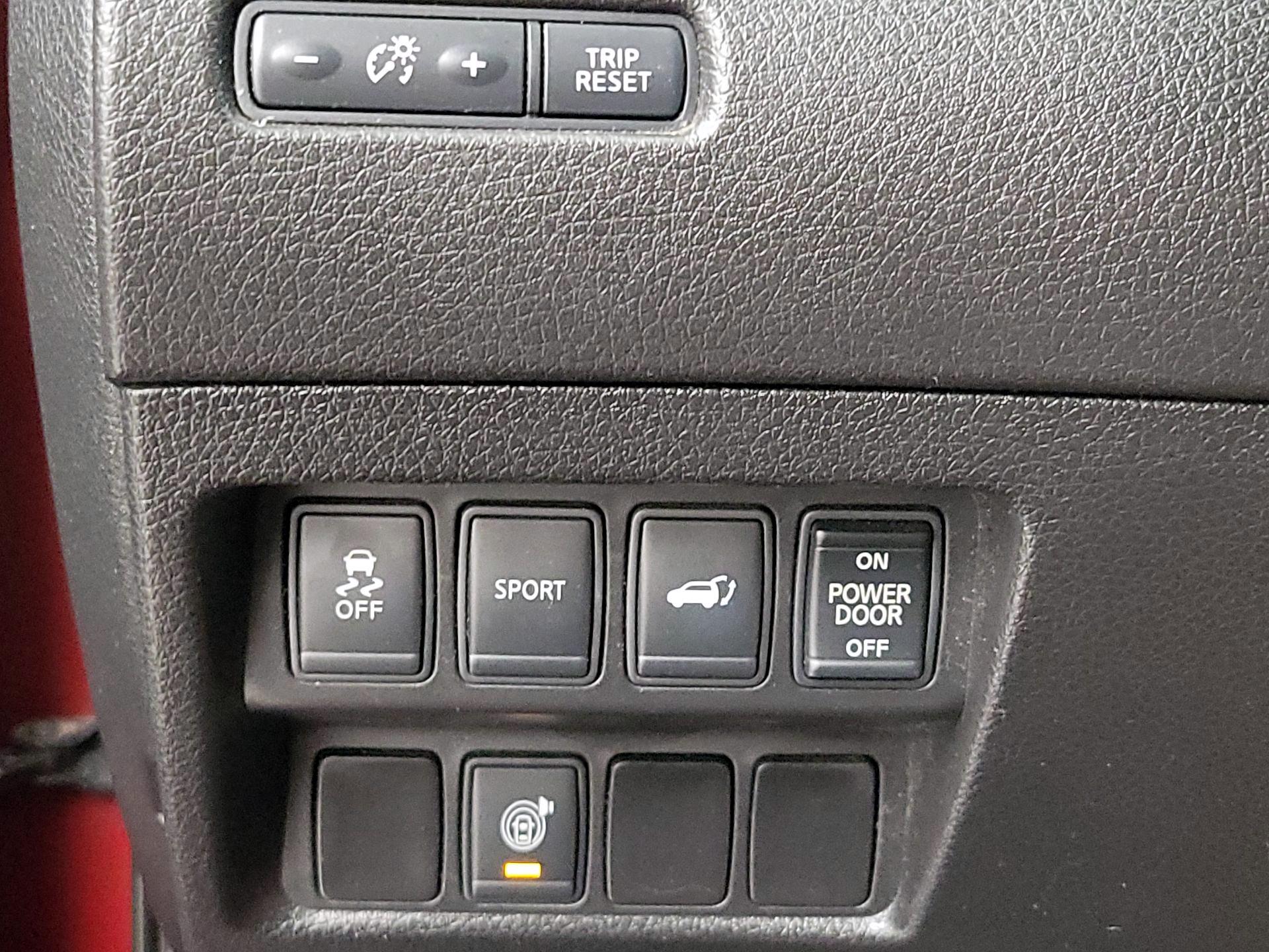 Thumbnail: 2014 Nissan Rogue - 13