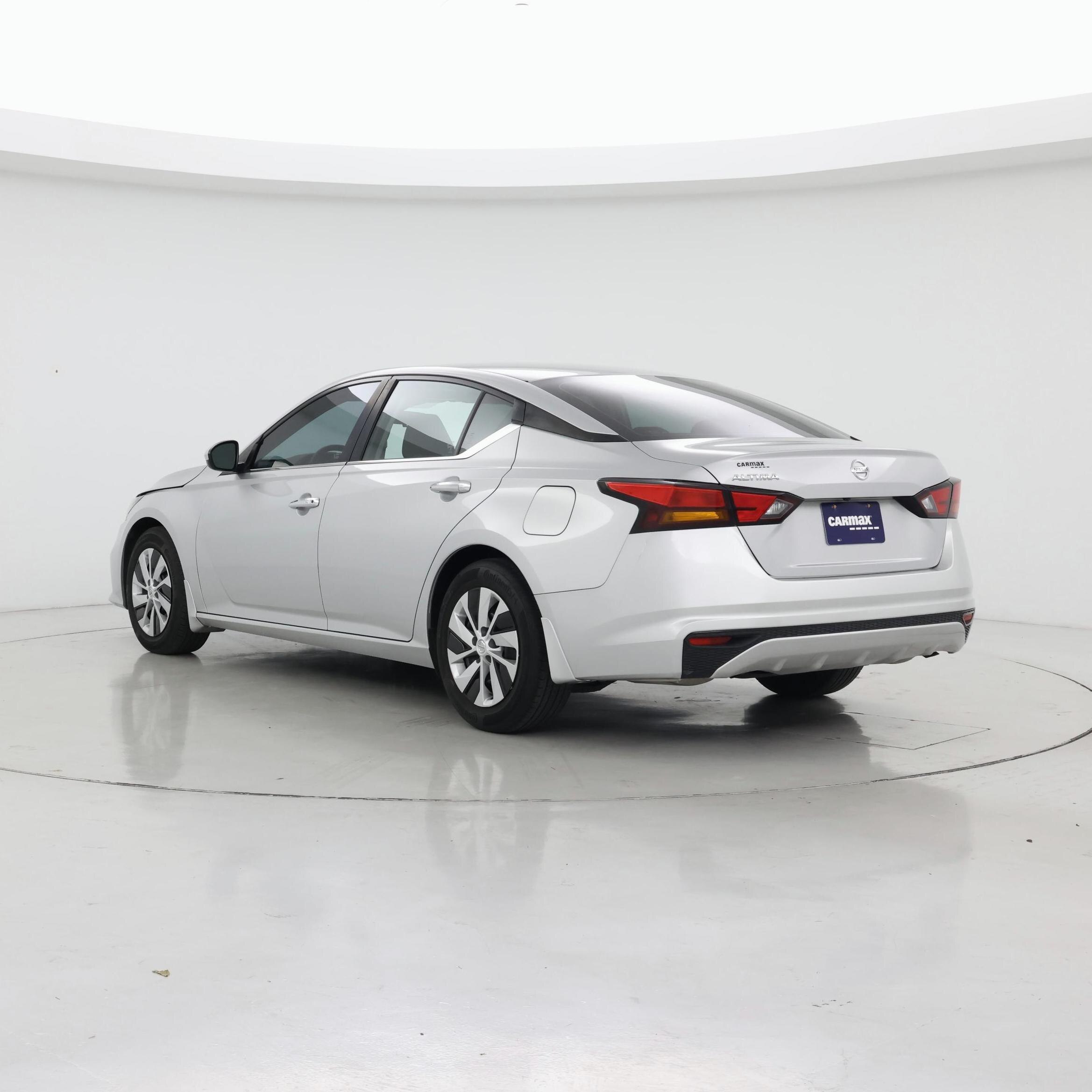 Thumbnail: 2022 Nissan Altima - 2
