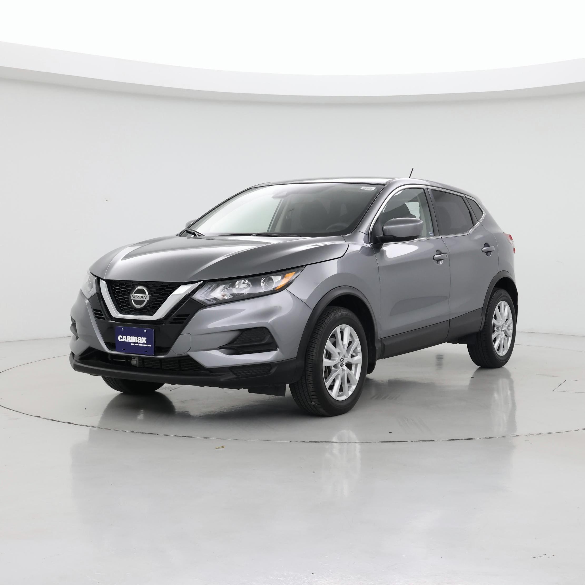 Thumbnail: 2021 Nissan Rogue Sport - 4