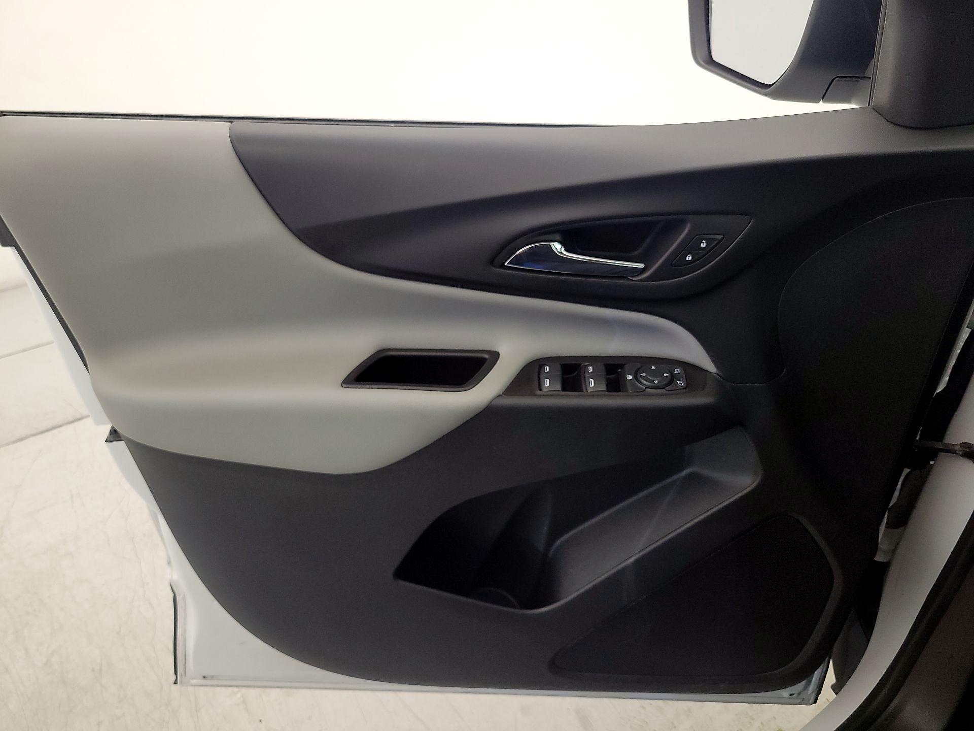 Thumbnail: 2019 Chevrolet Equinox - 12