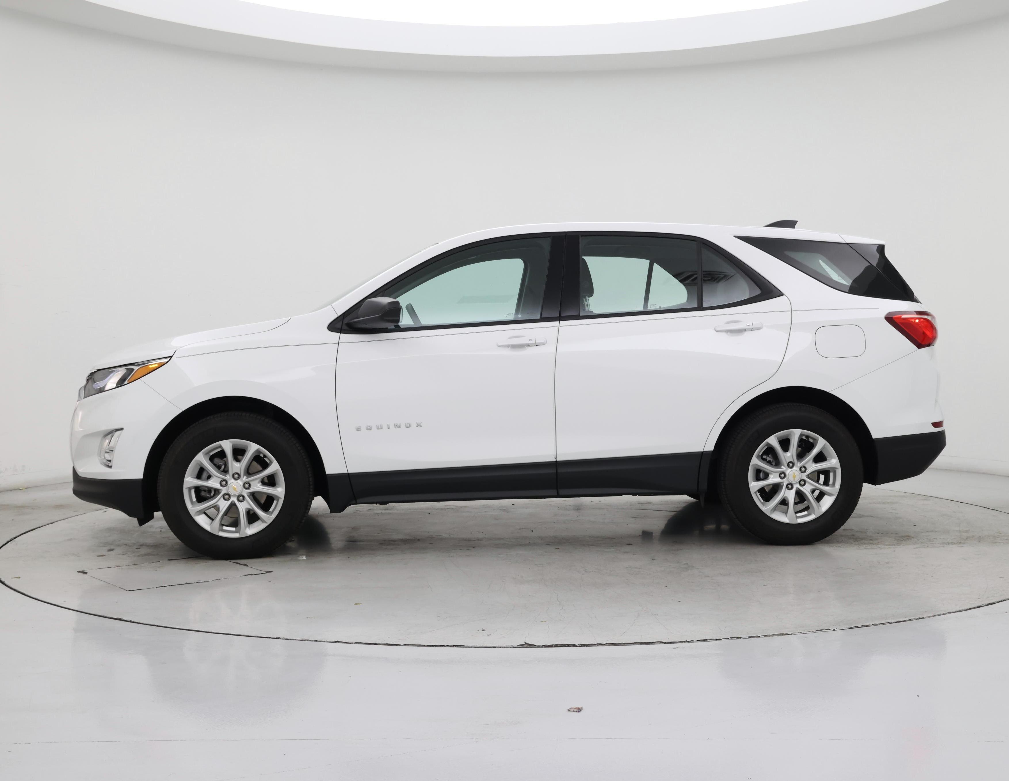 Thumbnail: 2019 Chevrolet Equinox - 3
