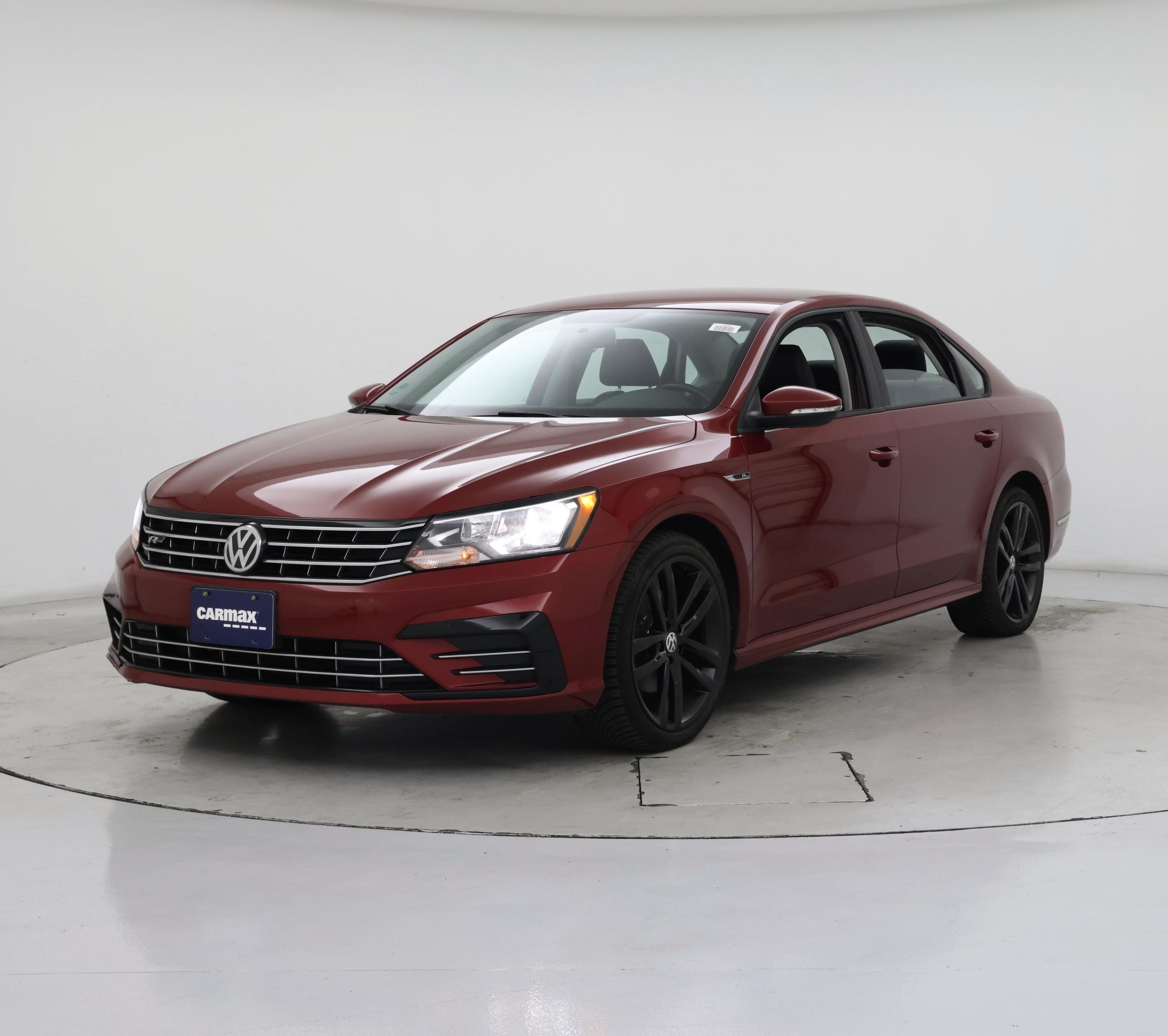 Thumbnail: 2018 Volkswagen Passat - 4