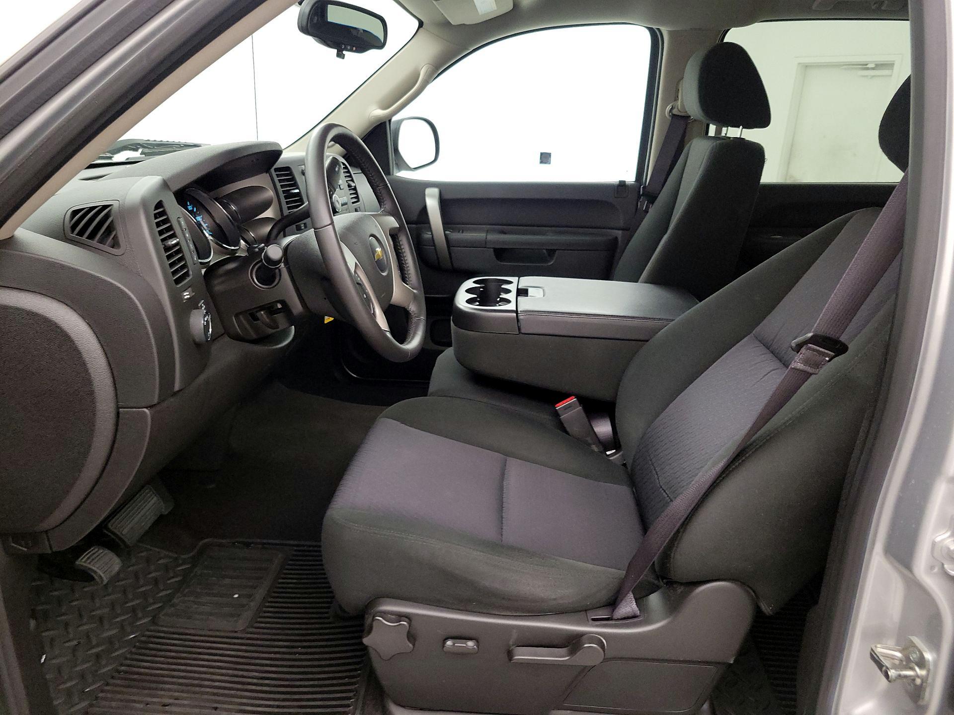 Thumbnail: 2013 Chevrolet Silverado 1500 - 11