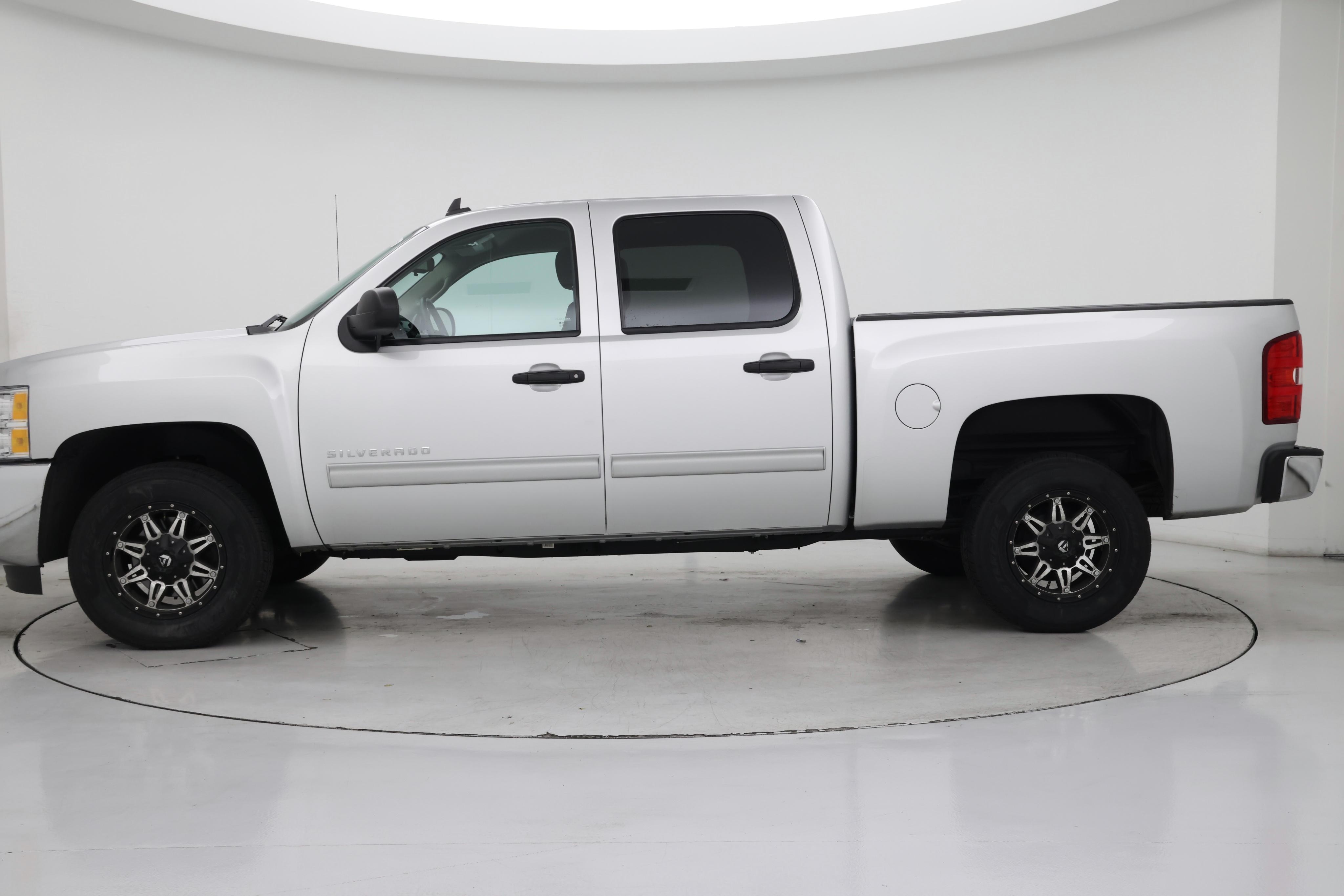 Thumbnail: 2013 Chevrolet Silverado 1500 - 3
