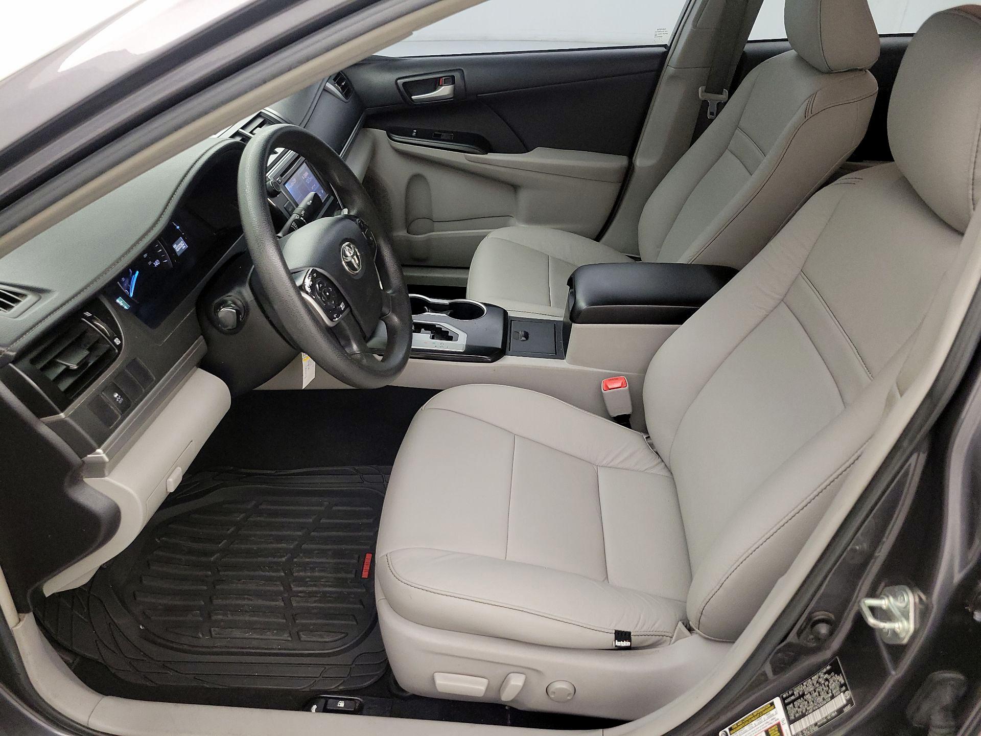 Thumbnail: 2014 Toyota Camry - 11