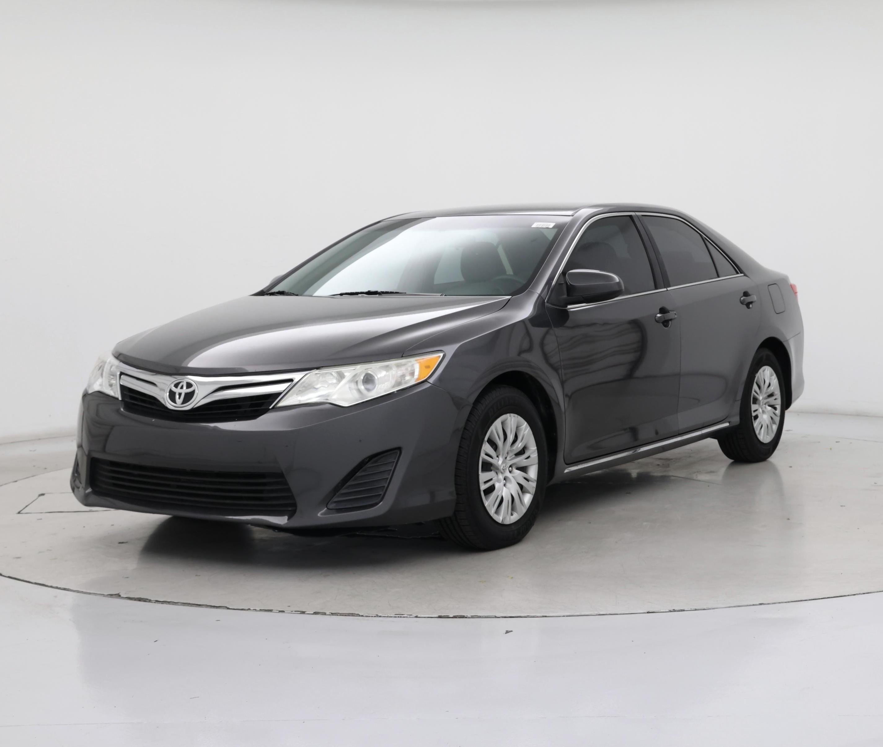 Thumbnail: 2014 Toyota Camry - 4