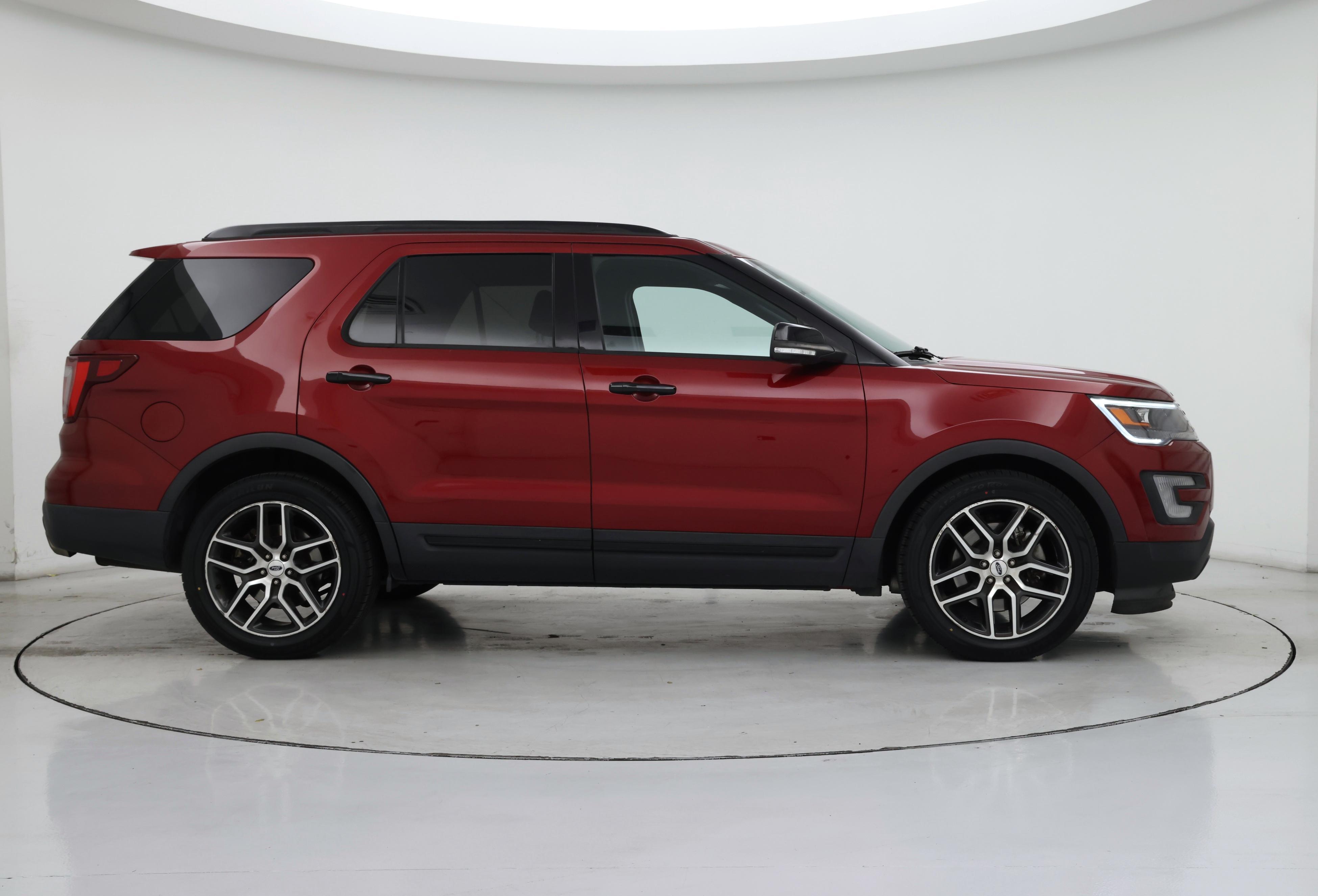 Thumbnail: 2017 Ford Explorer - 7