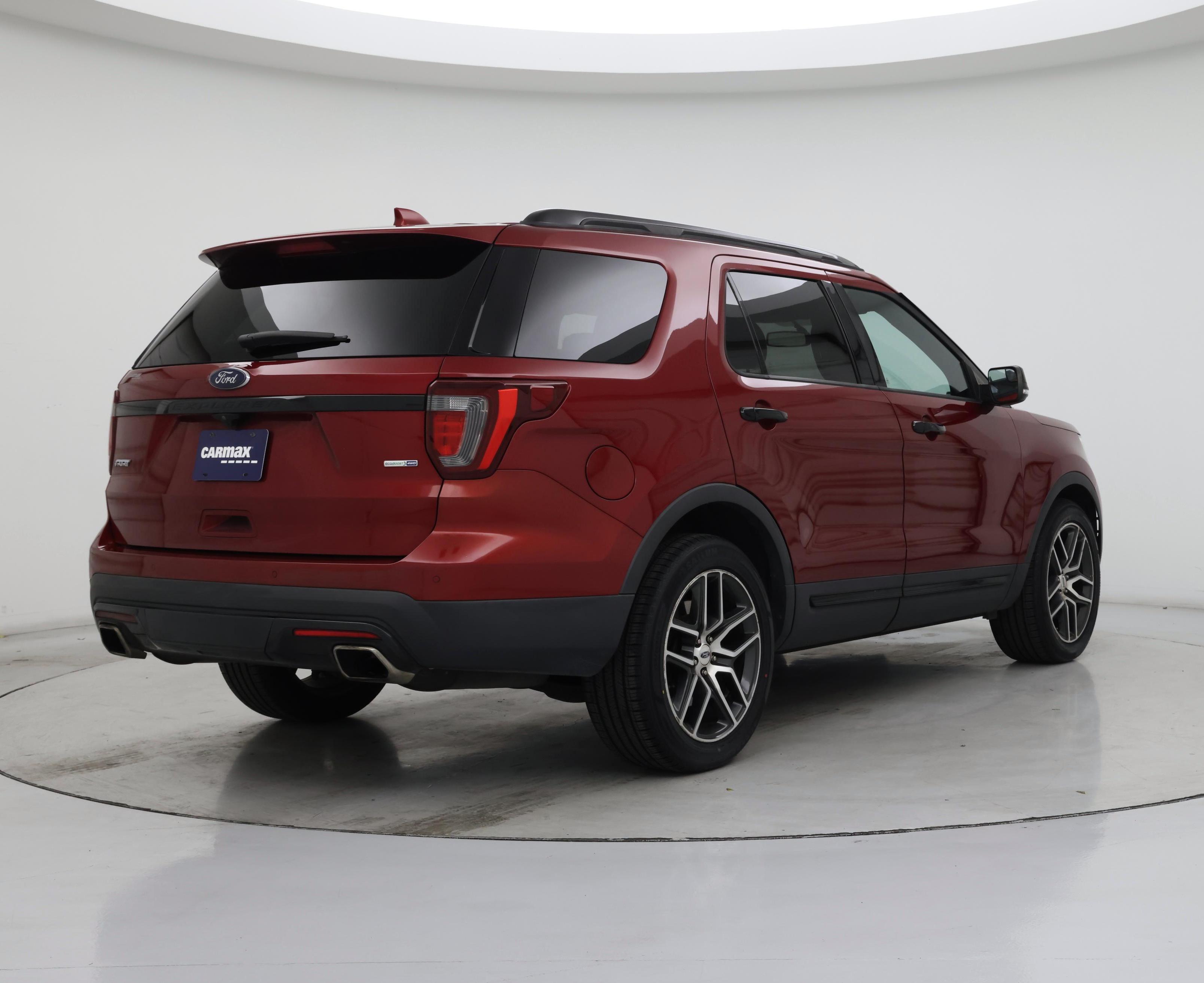 Thumbnail: 2017 Ford Explorer - 8