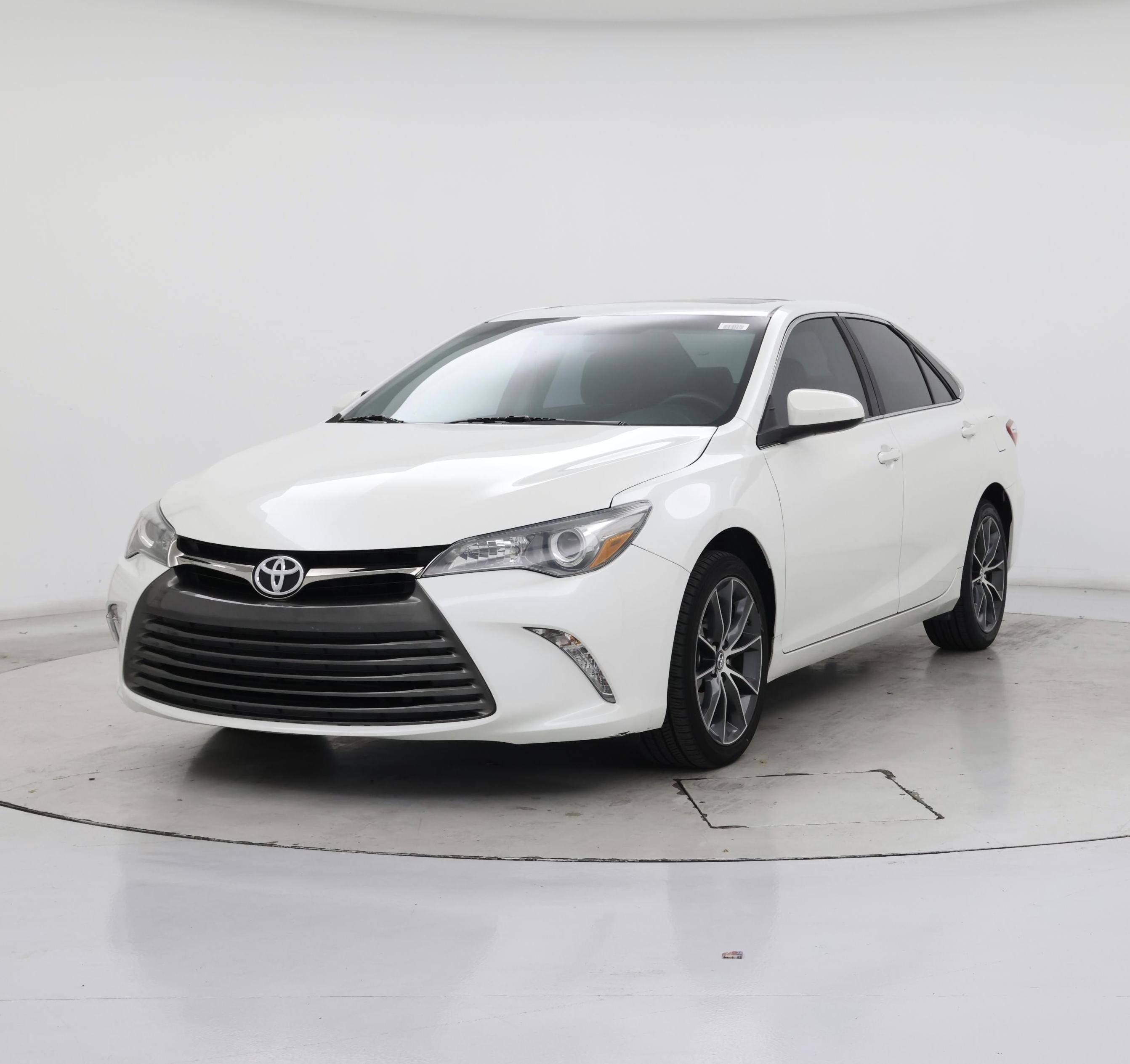 Thumbnail: 2017 Toyota Camry - 4