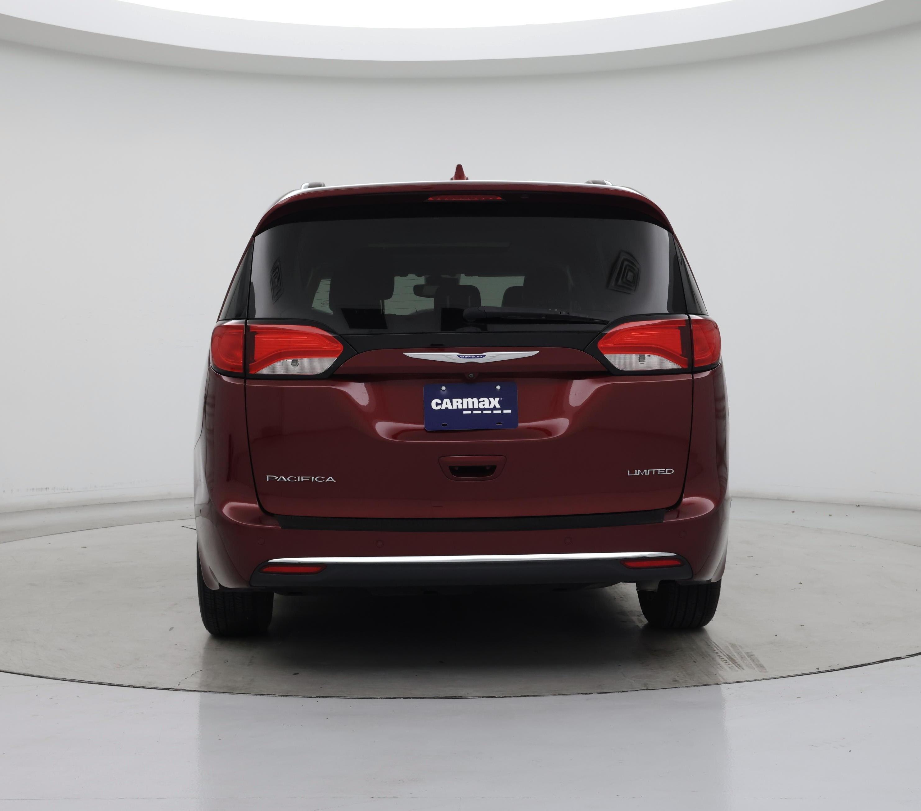 Thumbnail: 2018 Chrysler Pacifica - 6