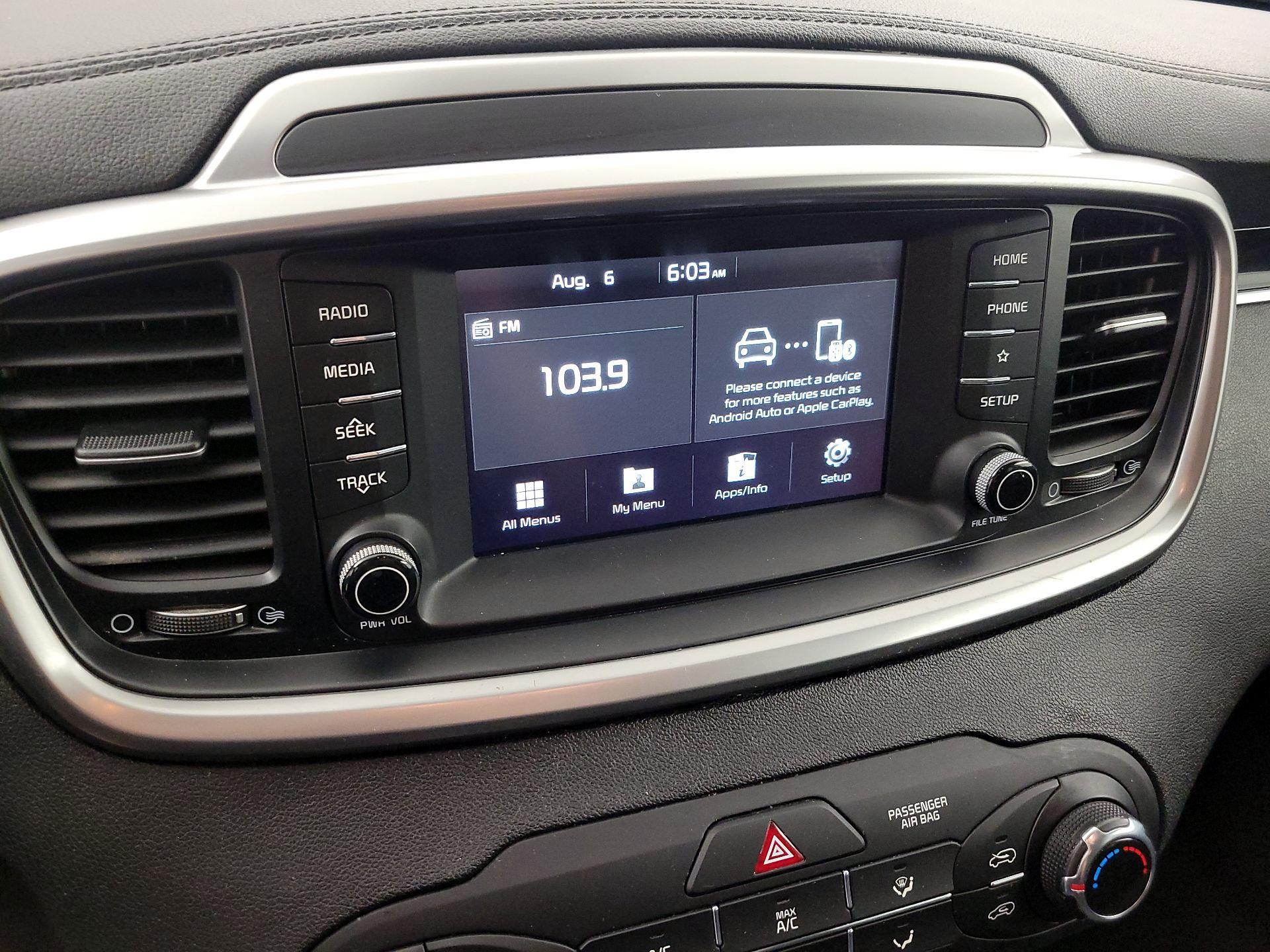 Thumbnail: 2020 Kia Sorento - 15