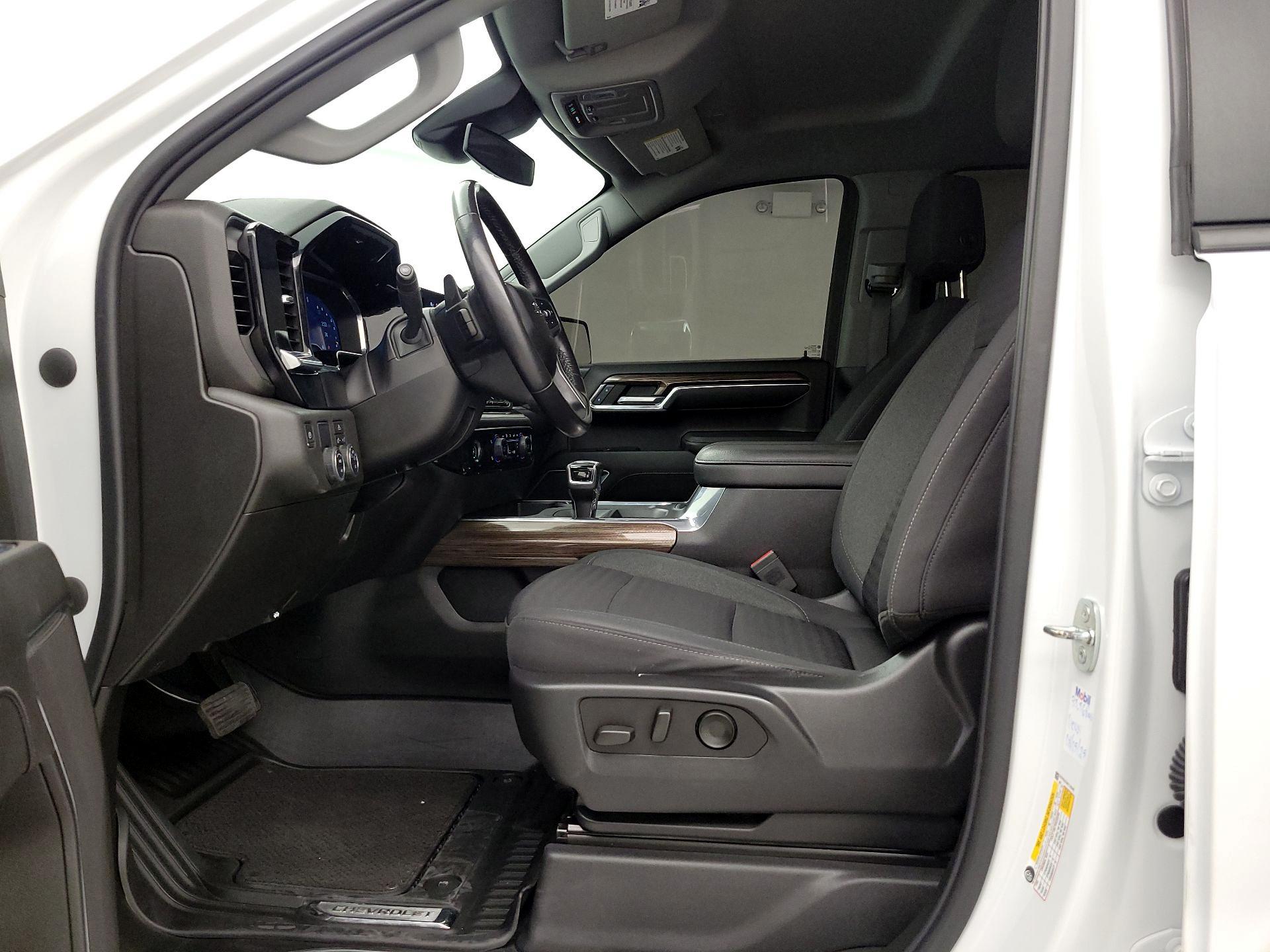 Thumbnail: 2023 Chevrolet Silverado 1500 - 11