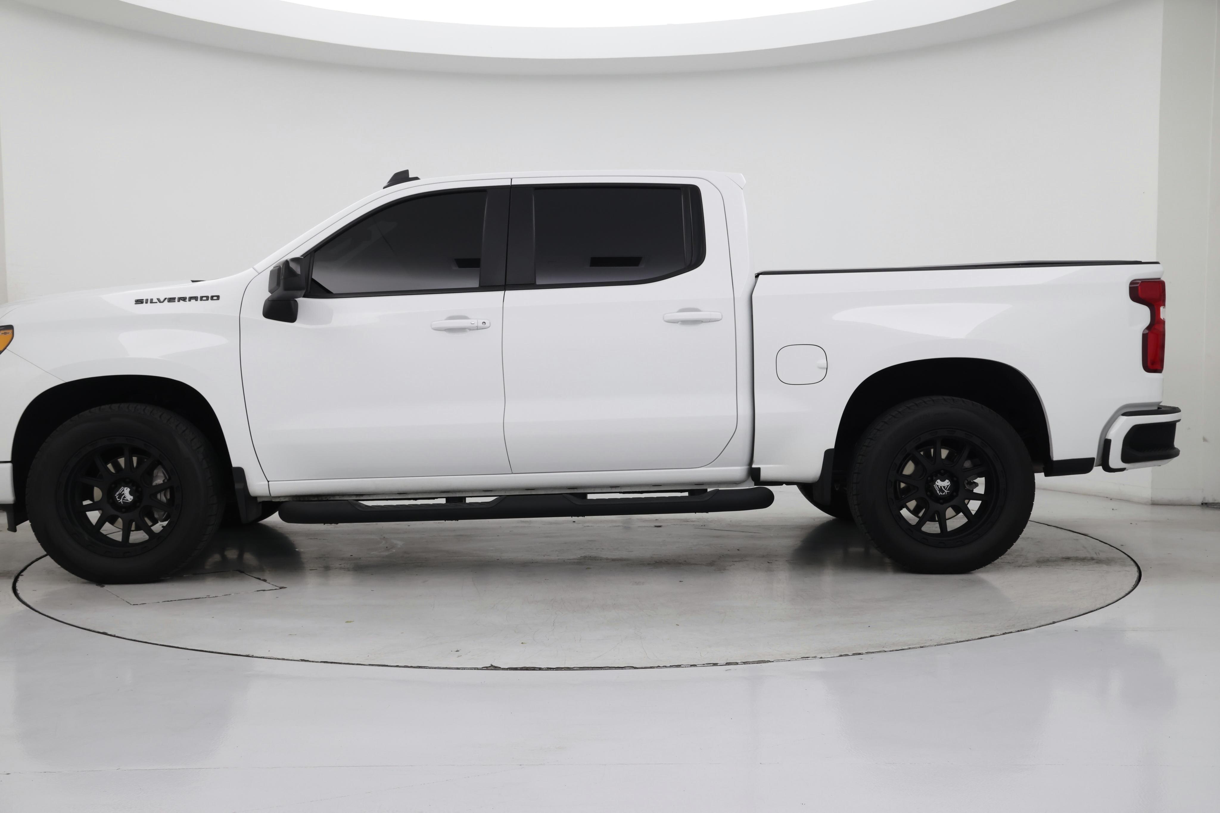Thumbnail: 2023 Chevrolet Silverado 1500 - 3