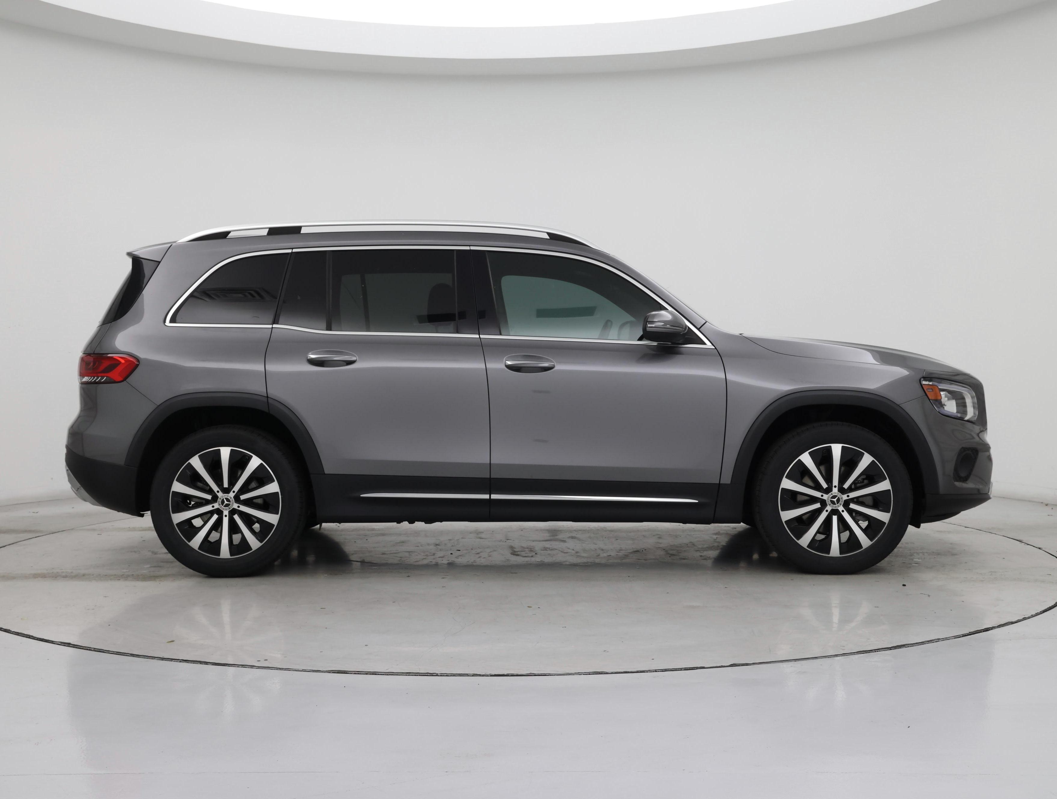 Thumbnail: 2022 Mercedes-Benz GLB - 7