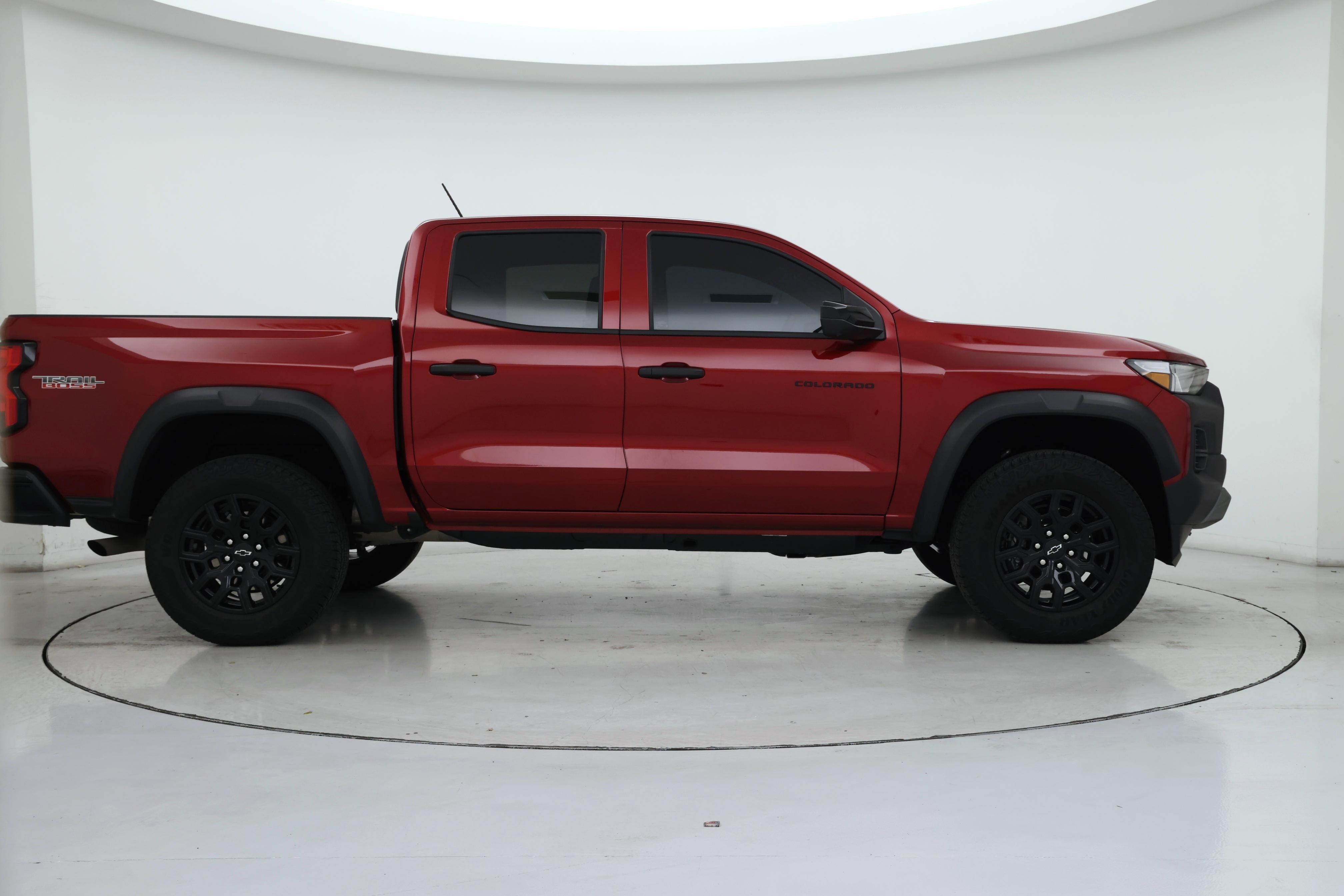 Thumbnail: 2024 Chevrolet Colorado - 7