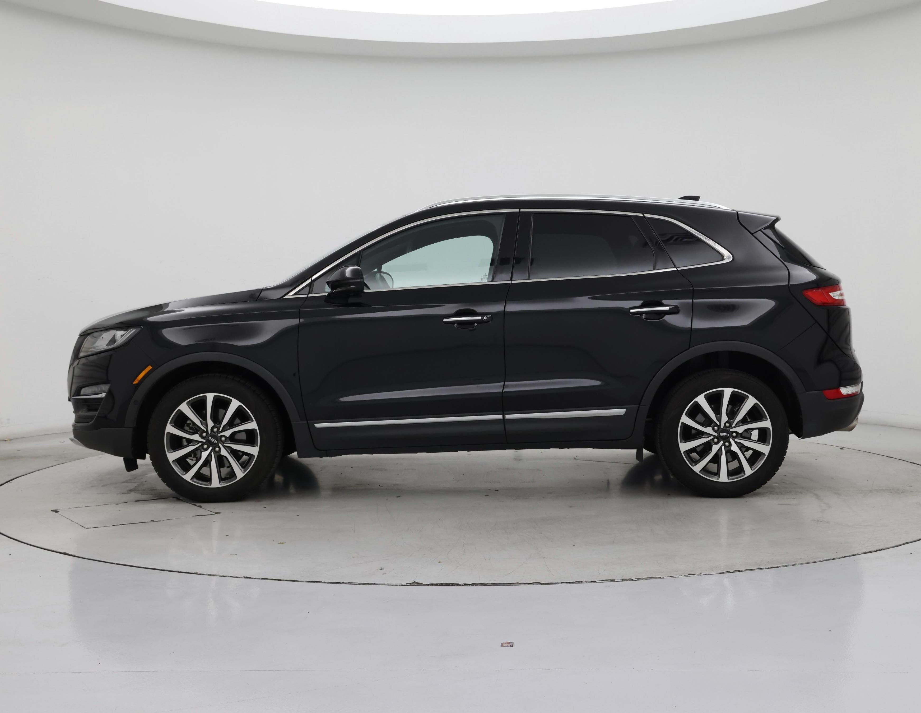 Thumbnail: 2019 Lincoln MKC - 3