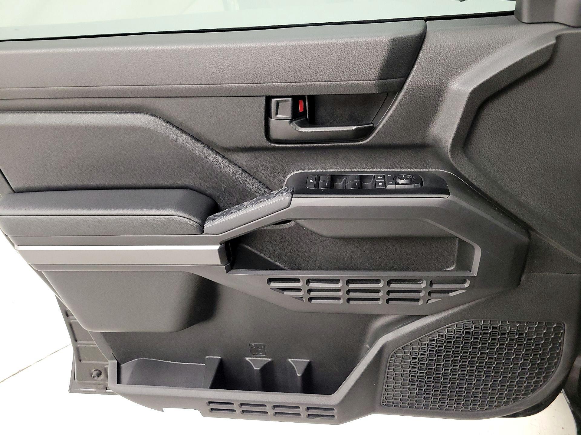 Thumbnail: 2025 Toyota Tacoma - 12