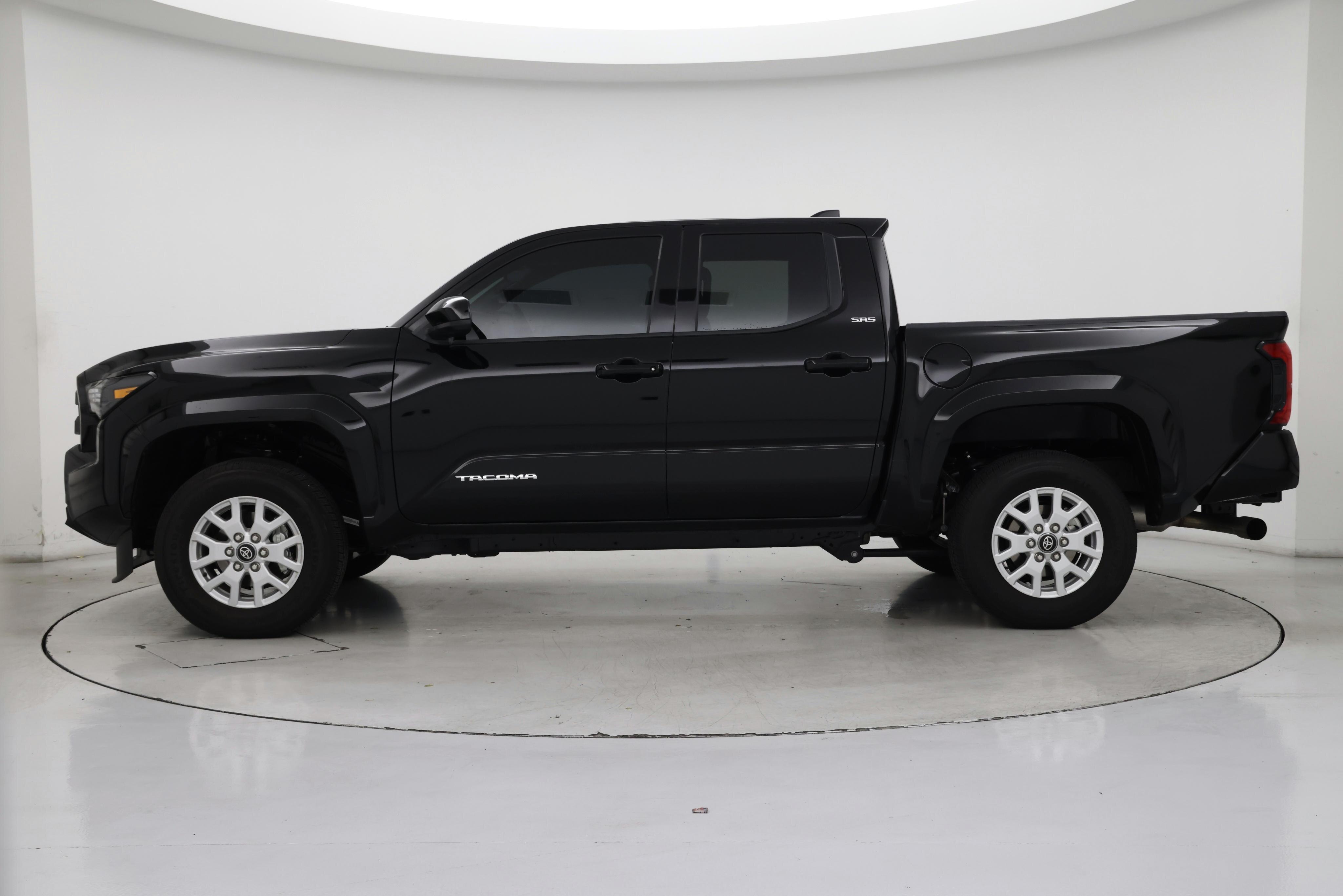 Thumbnail: 2025 Toyota Tacoma - 3