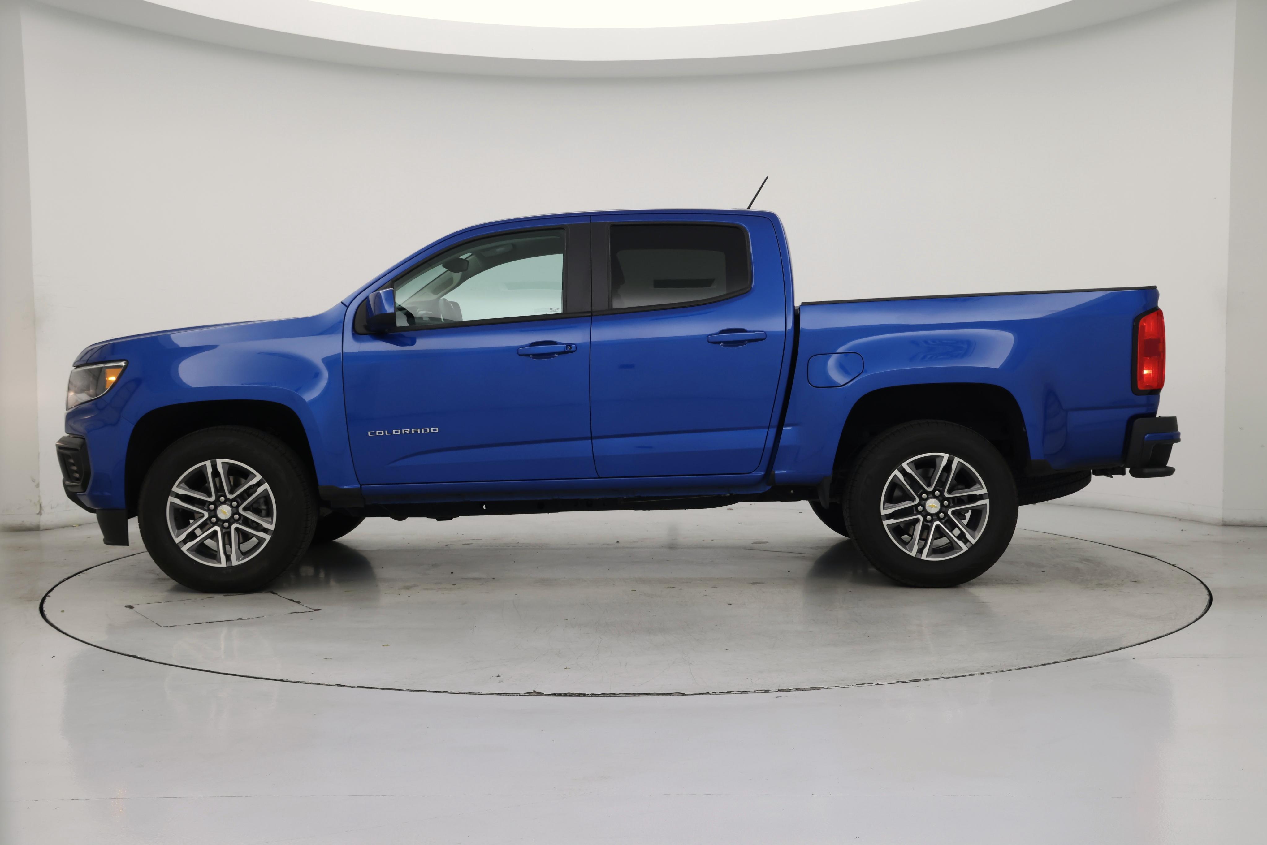 Thumbnail: 2021 Chevrolet Colorado - 3