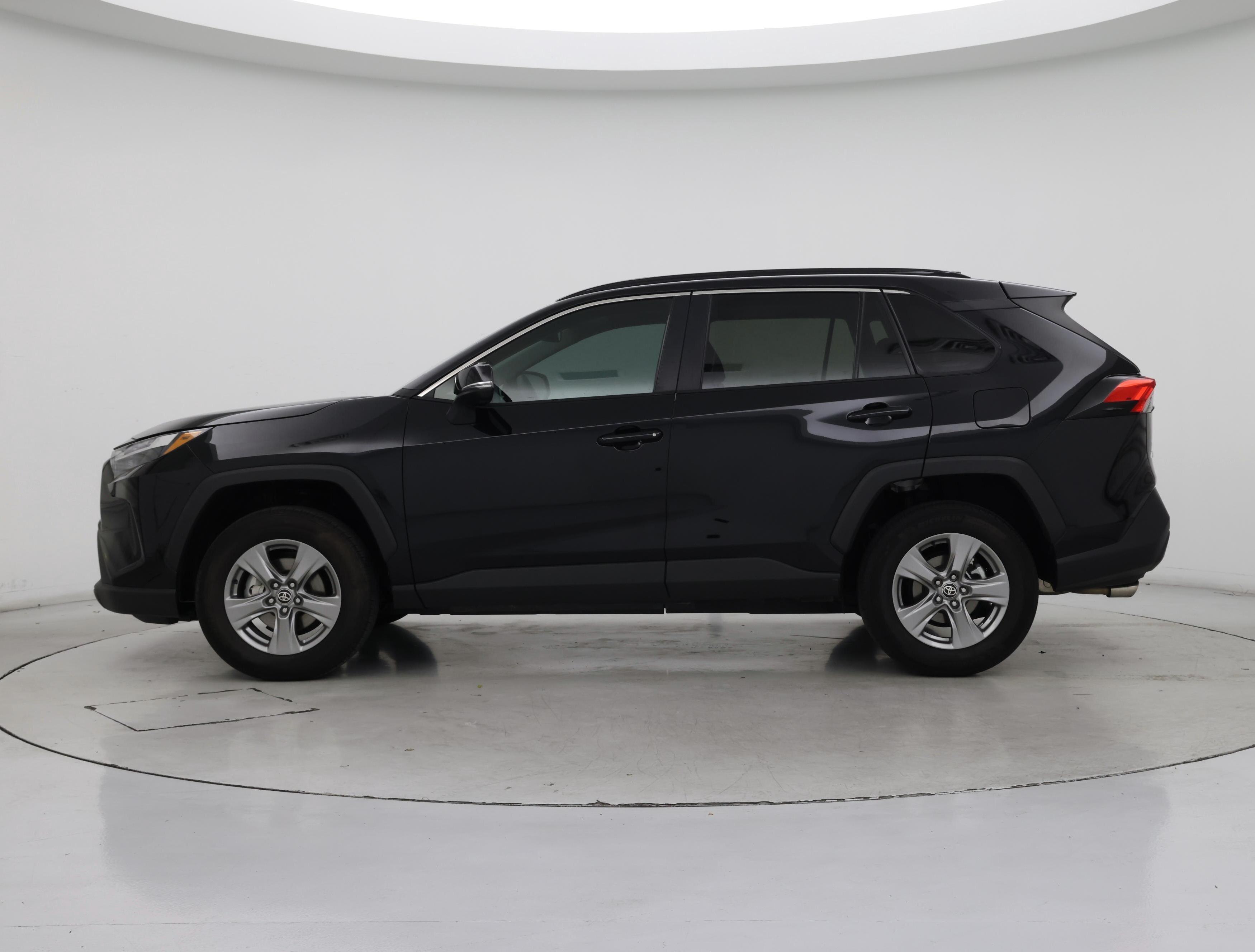 Thumbnail: 2024 Toyota RAV4 - 3