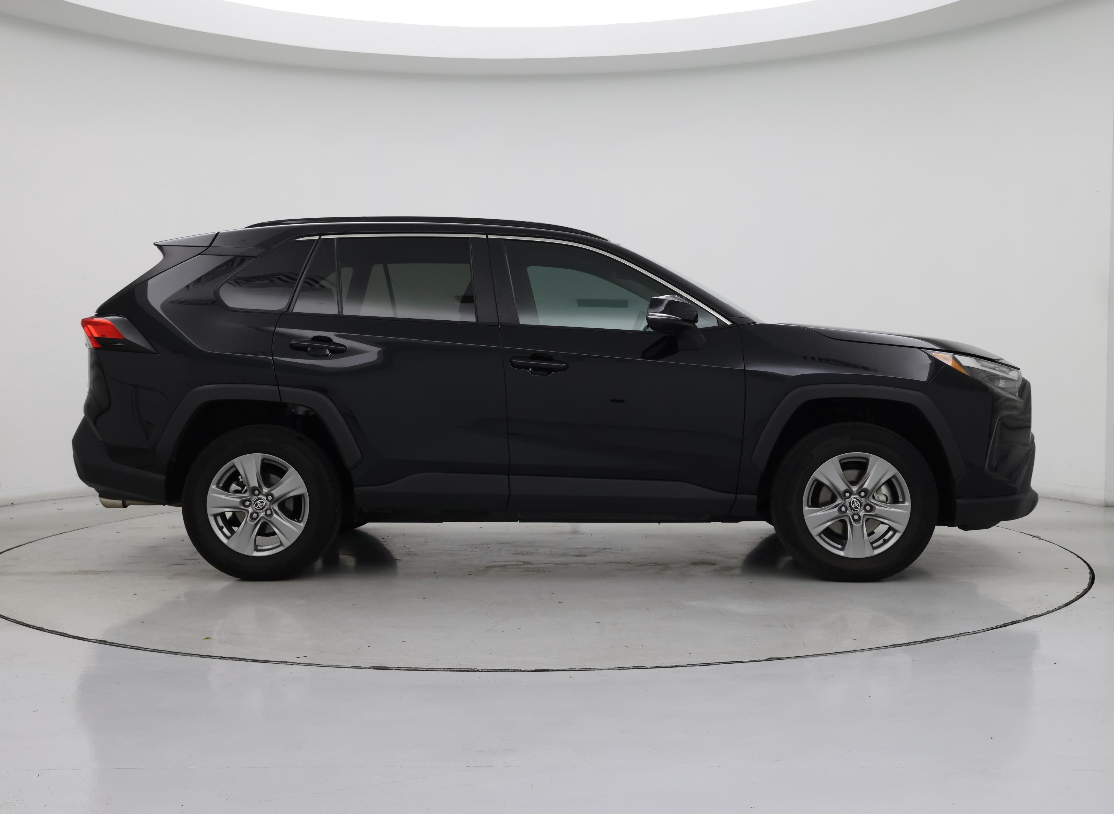 Thumbnail: 2024 Toyota RAV4 - 7