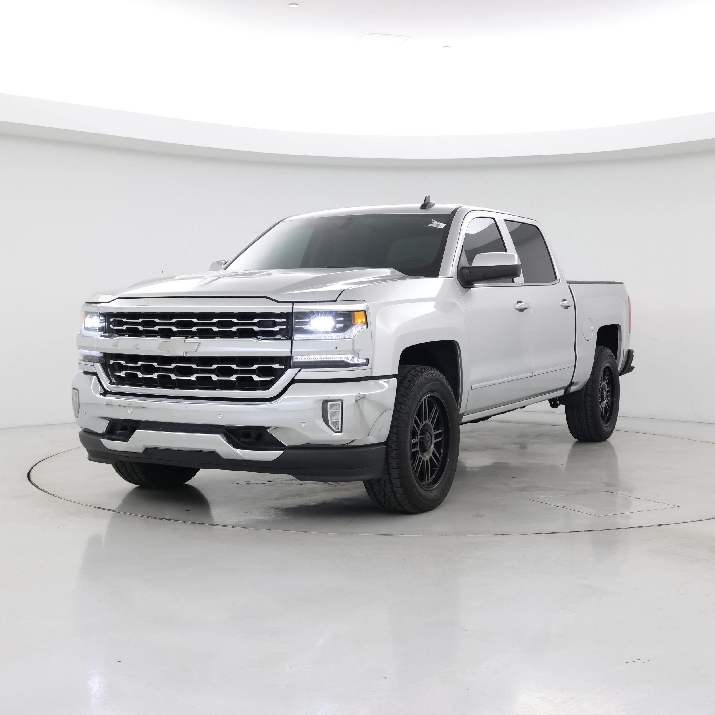 Thumbnail: 2018 Chevrolet Silverado 1500 - 4
